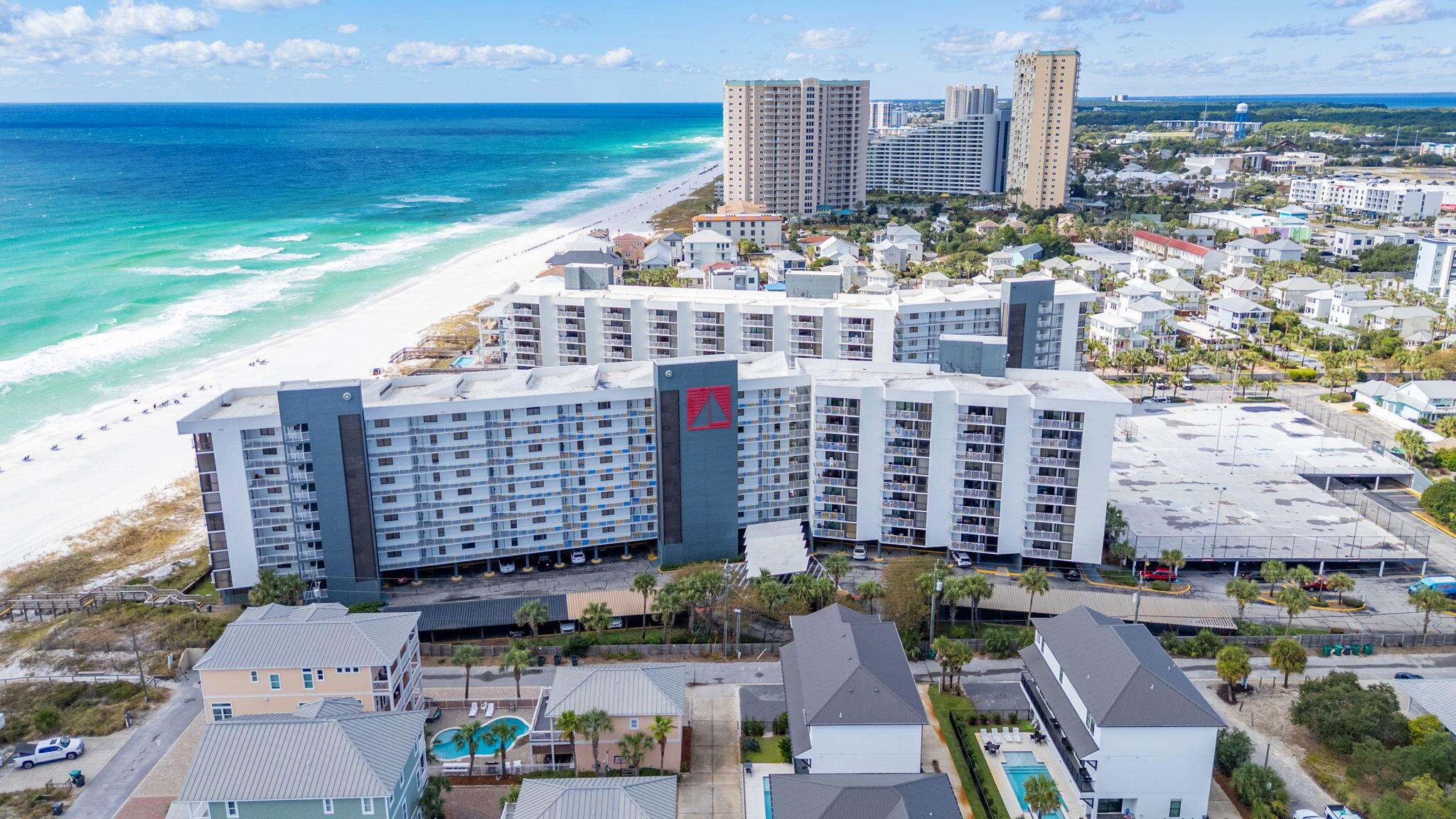MAINSAIL CONDO PH 3 - Residential