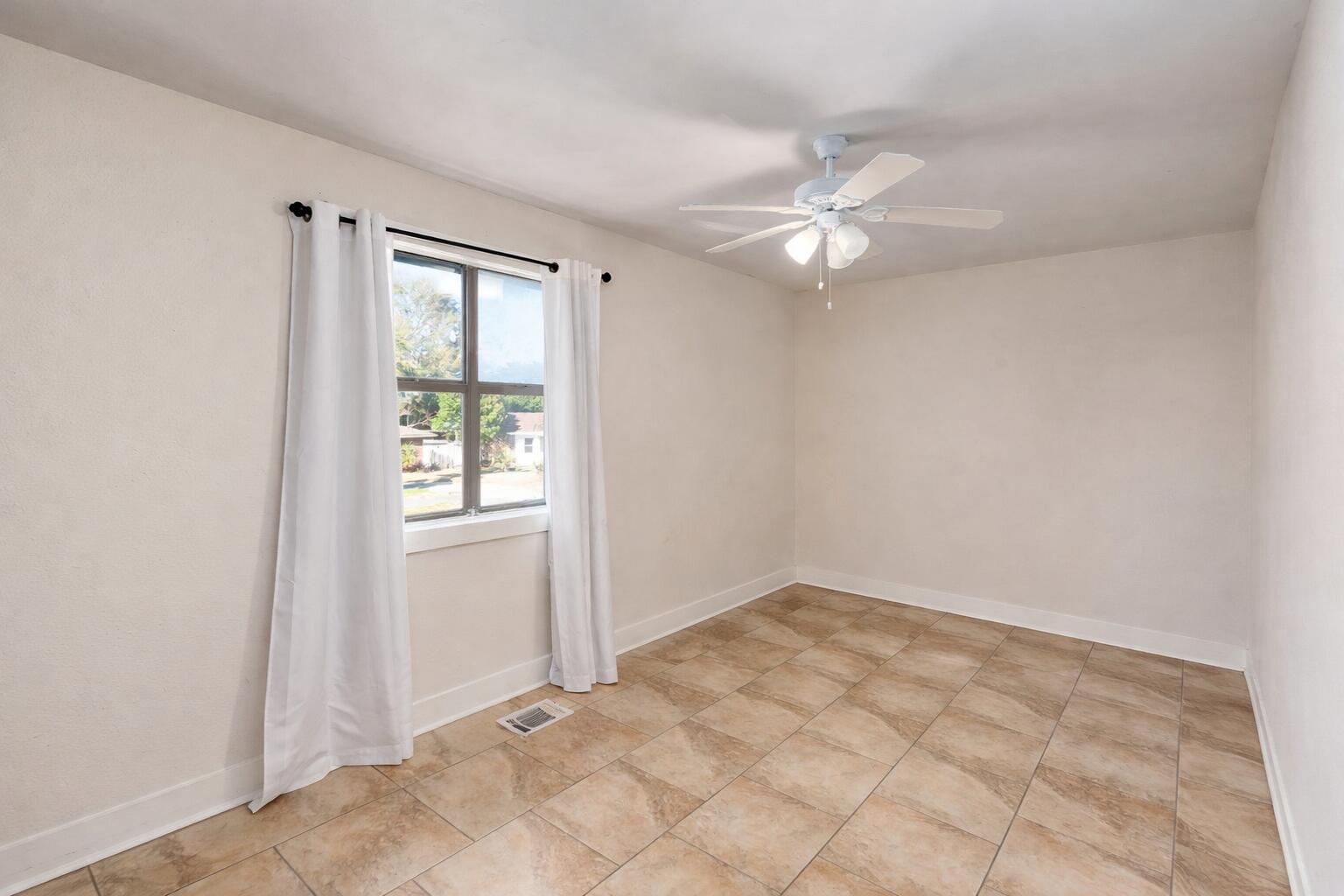 INDIAN OAKS - Residential