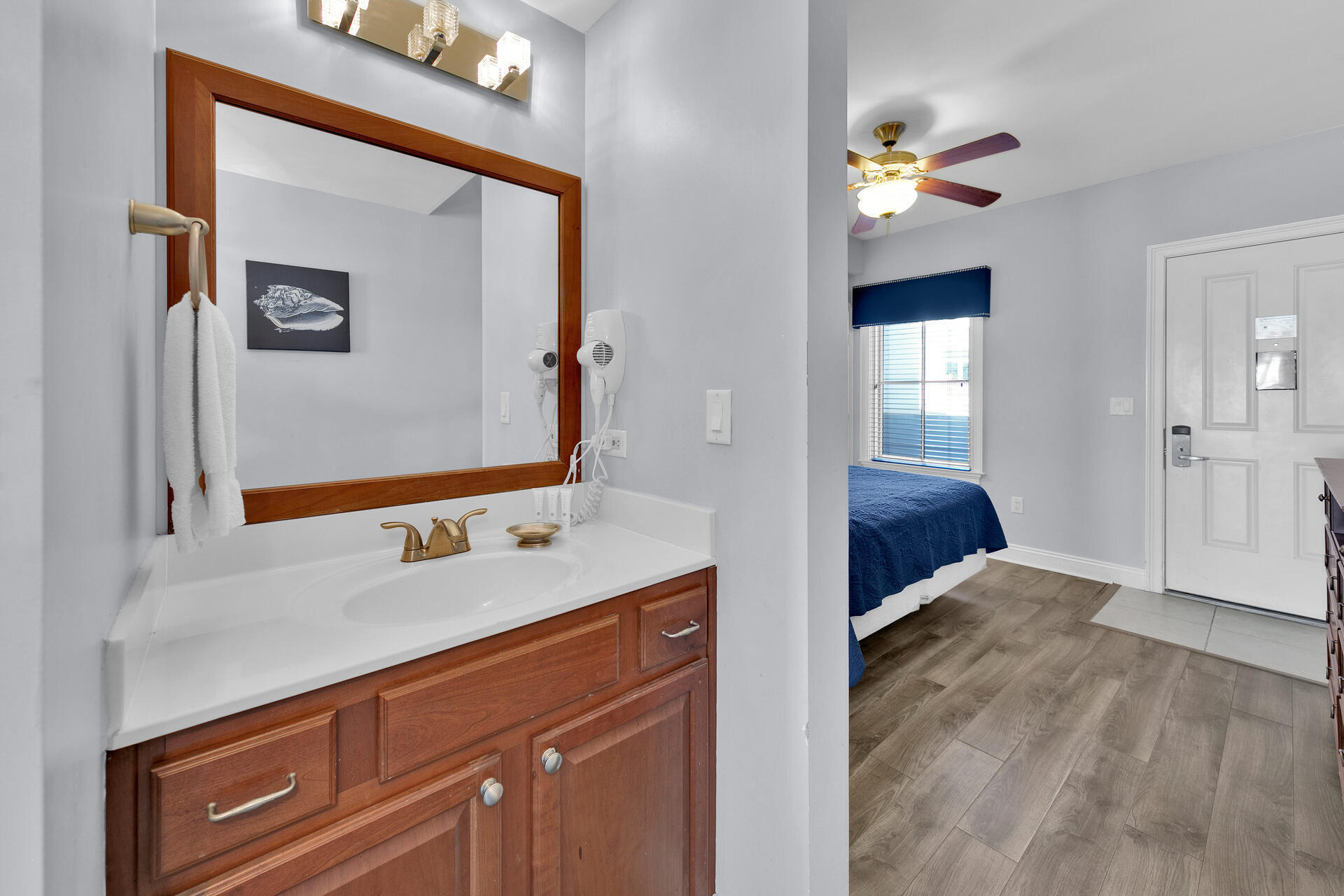 Carillon Beach Inn - Residential
