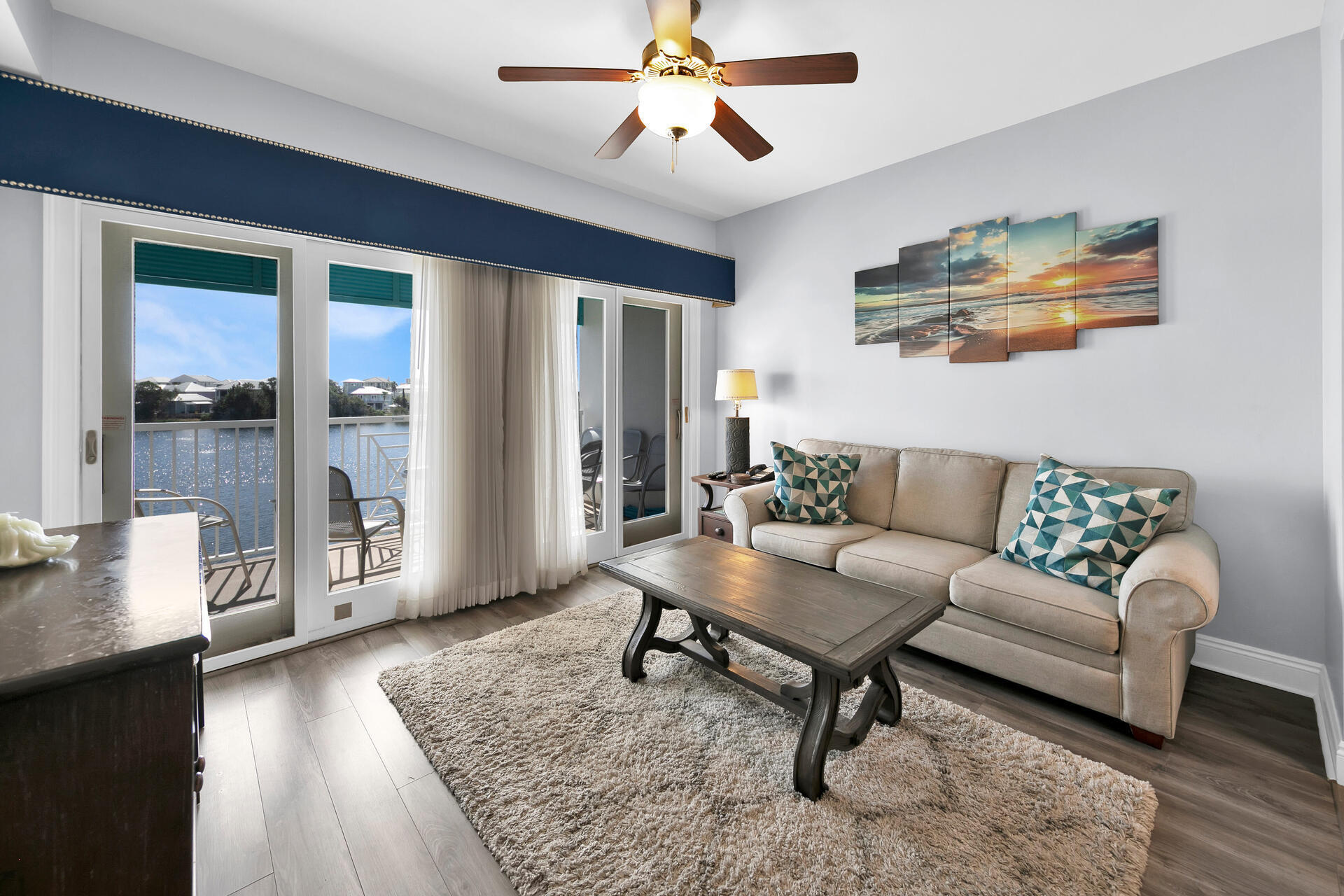 Carillon Beach Inn - Residential