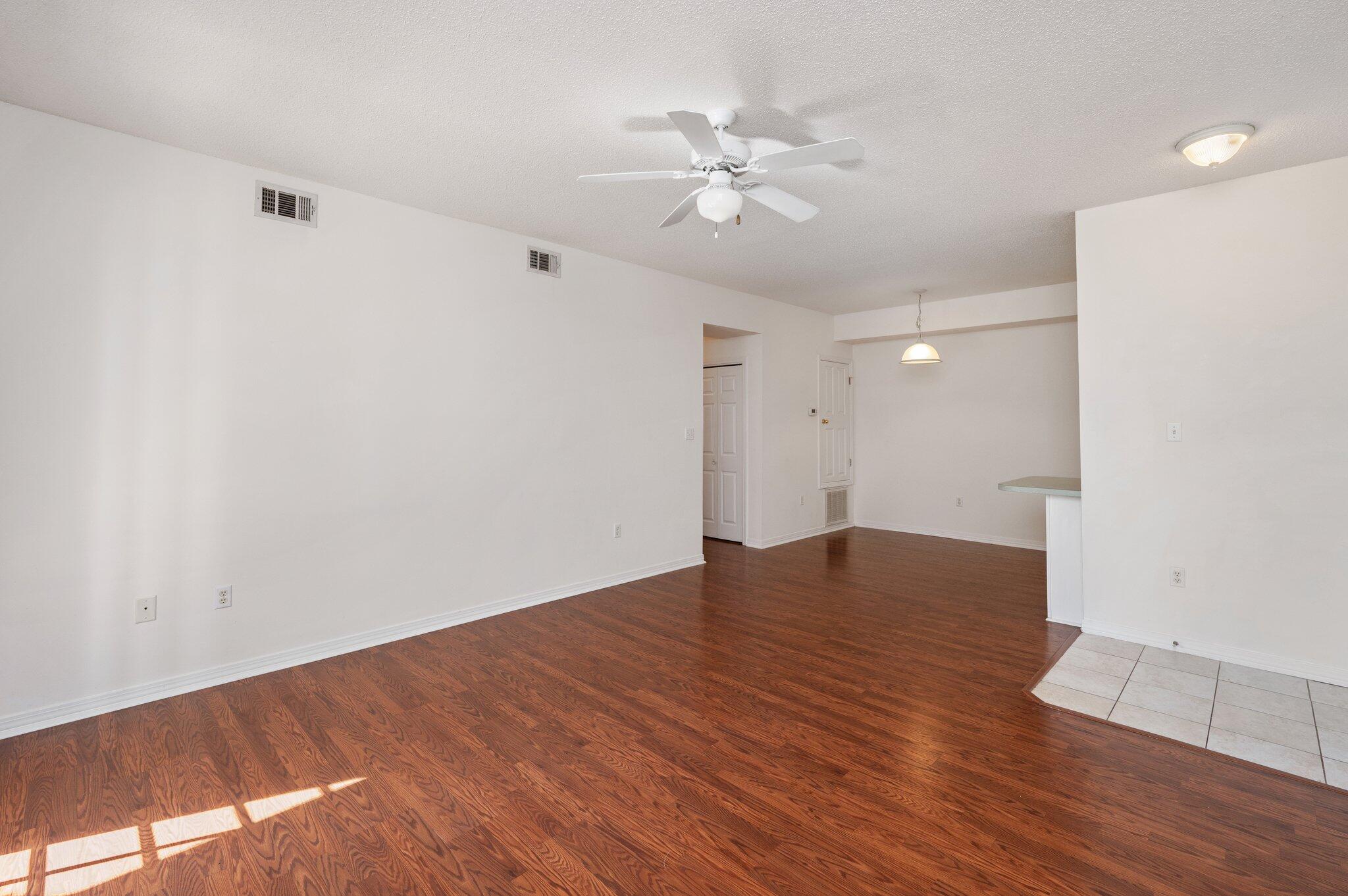 THE OAKS AT NICEVILLE - Residential Lease