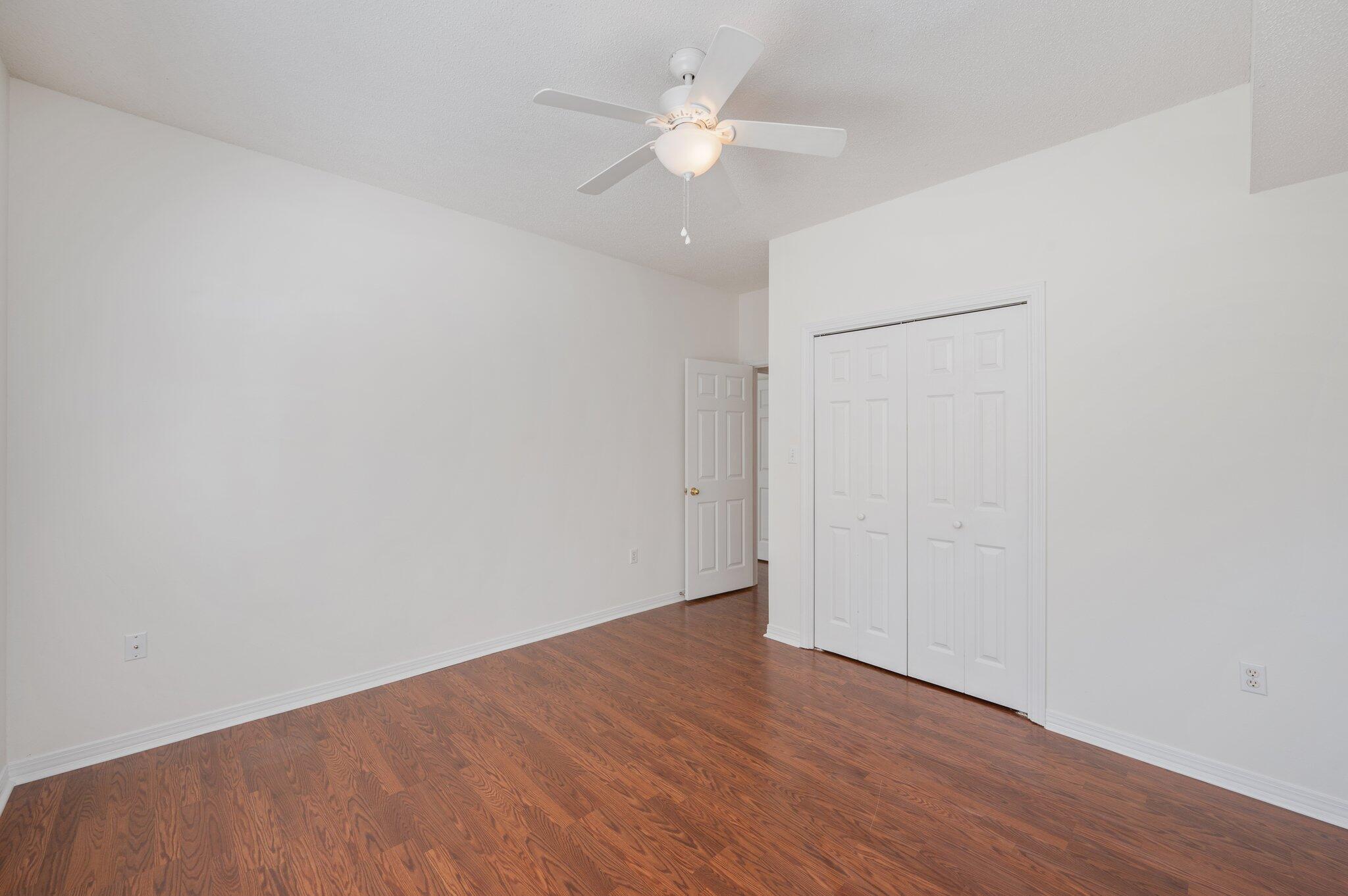 THE OAKS AT NICEVILLE - Residential Lease