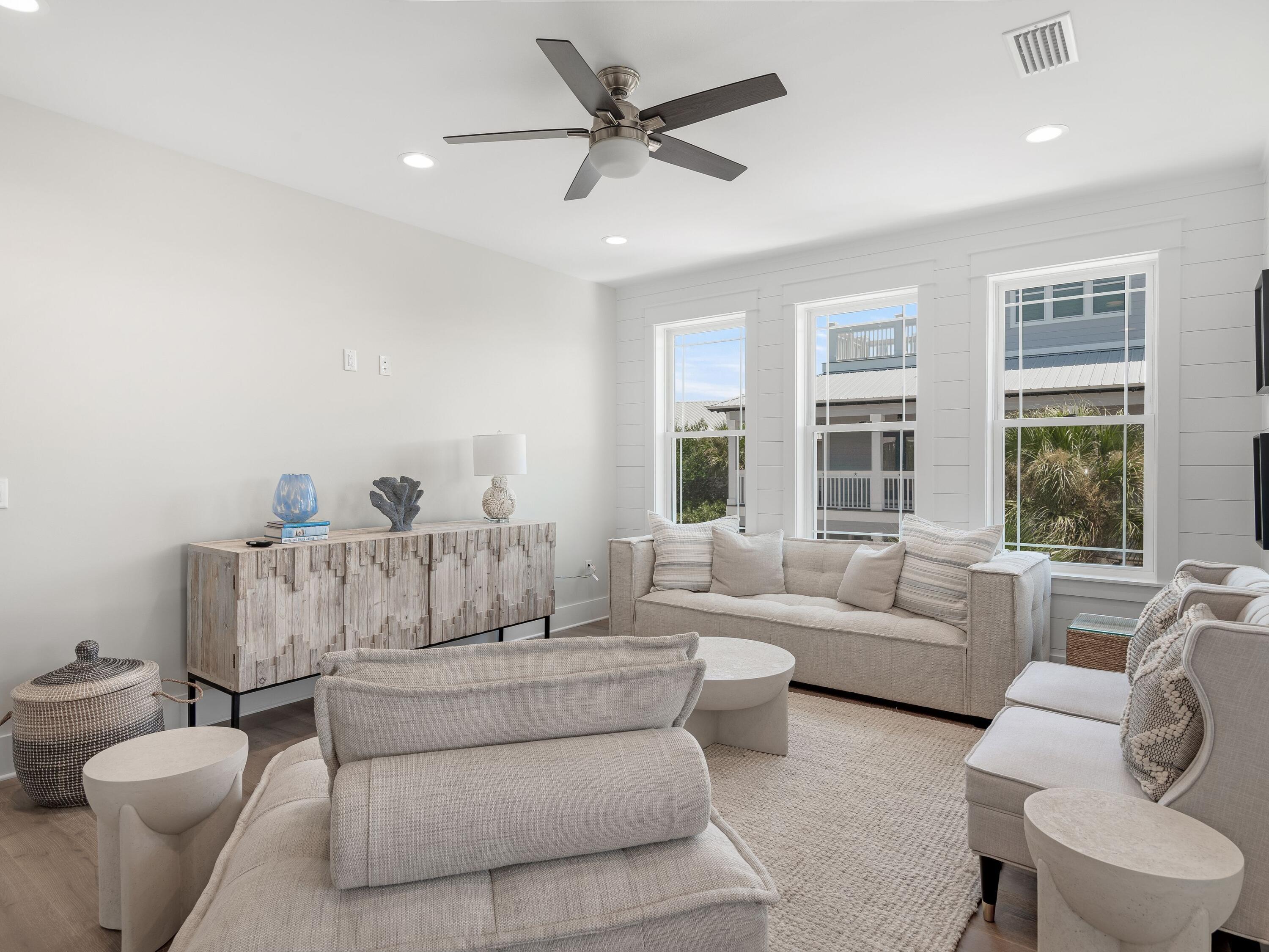 SEACREST BEACH - Residential