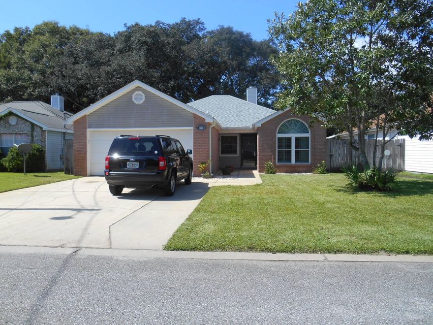 This house was sold before it was ever listed. Entered for comp purposes only.