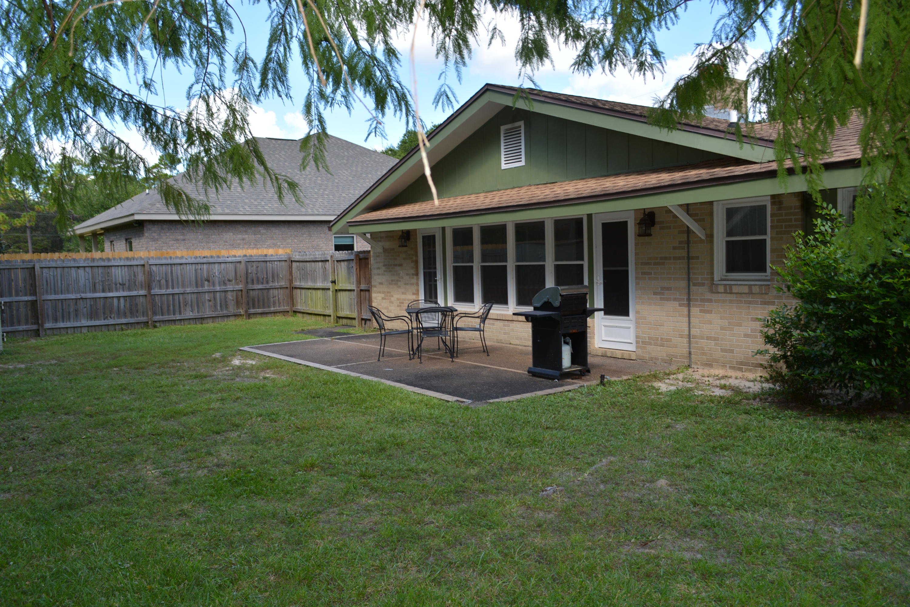 BAYOU POQUITO - Residential Lease