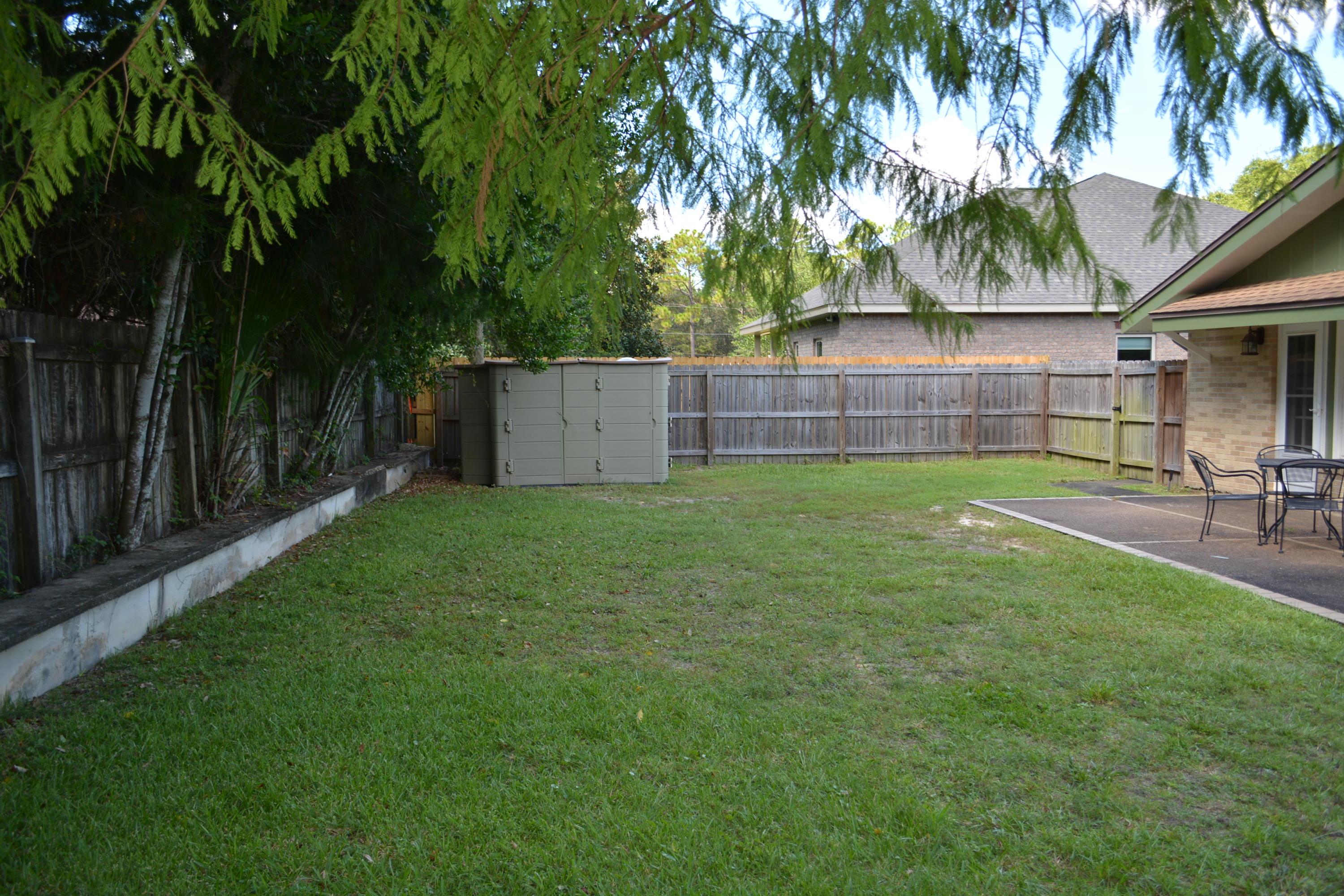 BAYOU POQUITO - Residential Lease