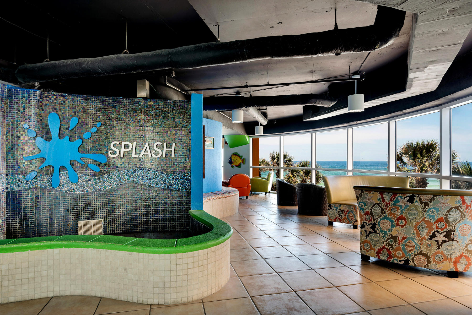 SPLASH CONDO - Residential