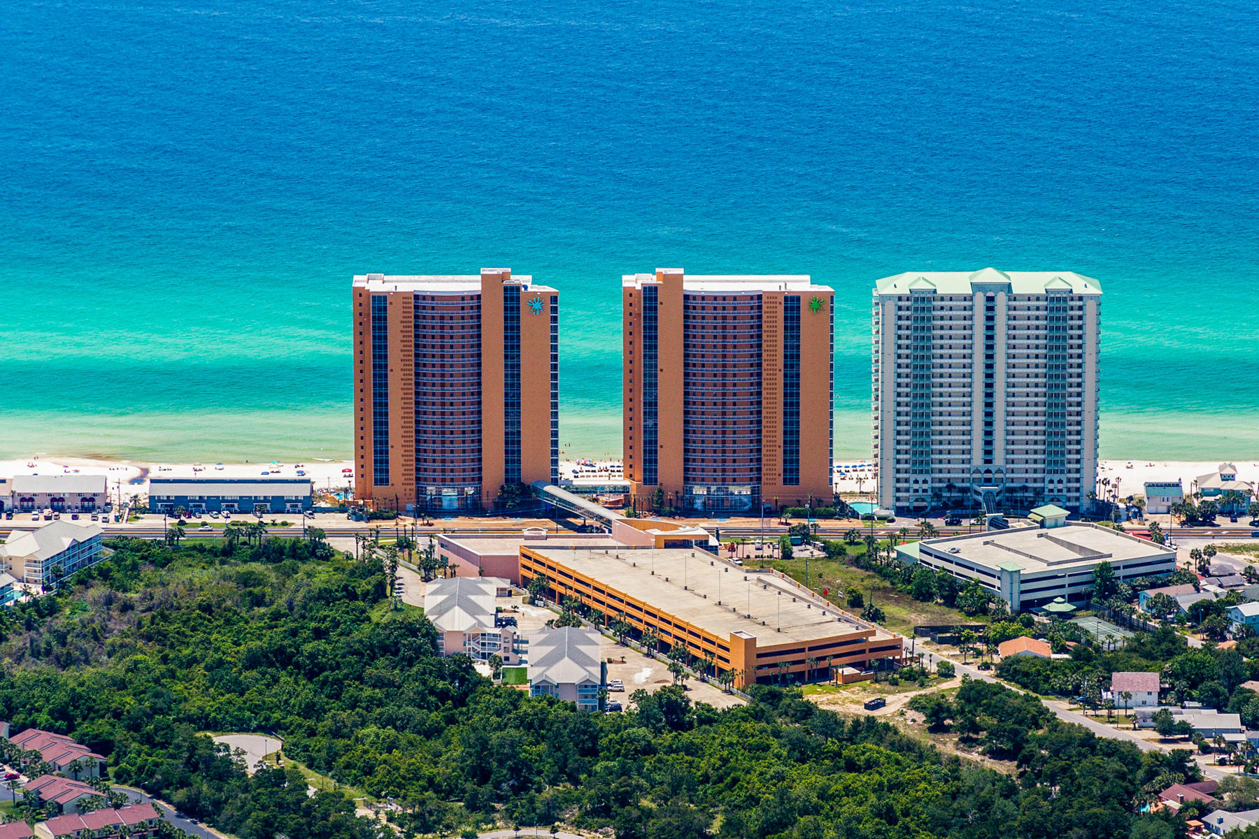 SPLASH CONDO - Residential