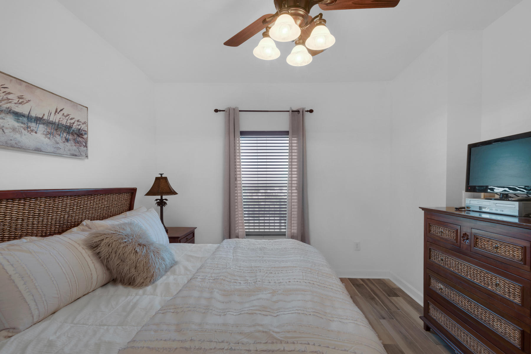 SPLASH CONDO - Residential