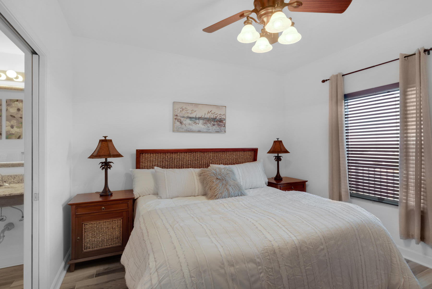 SPLASH CONDO - Residential