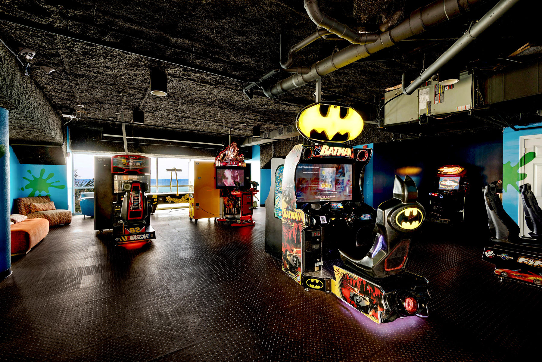 SPLASH CONDO - Residential