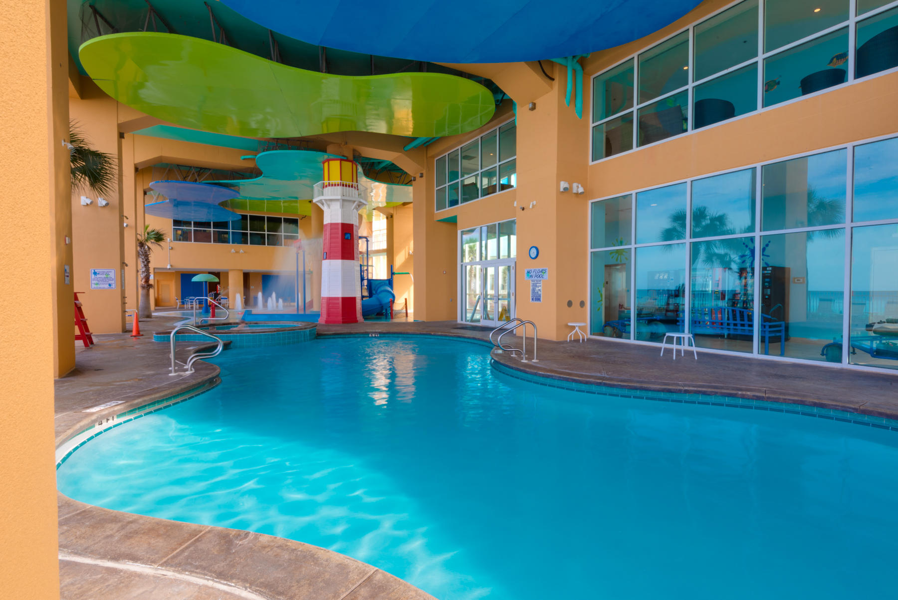 SPLASH CONDO - Residential