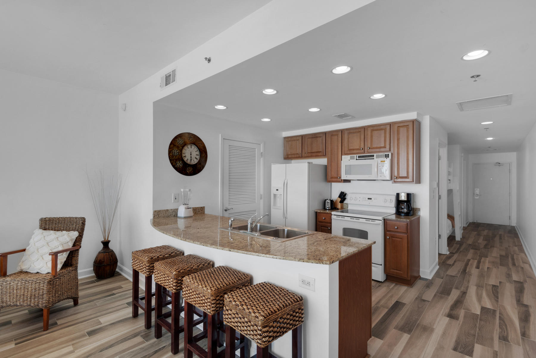 SPLASH CONDO - Residential