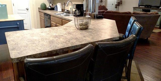 HOLLEY BY THE SEA - Residential