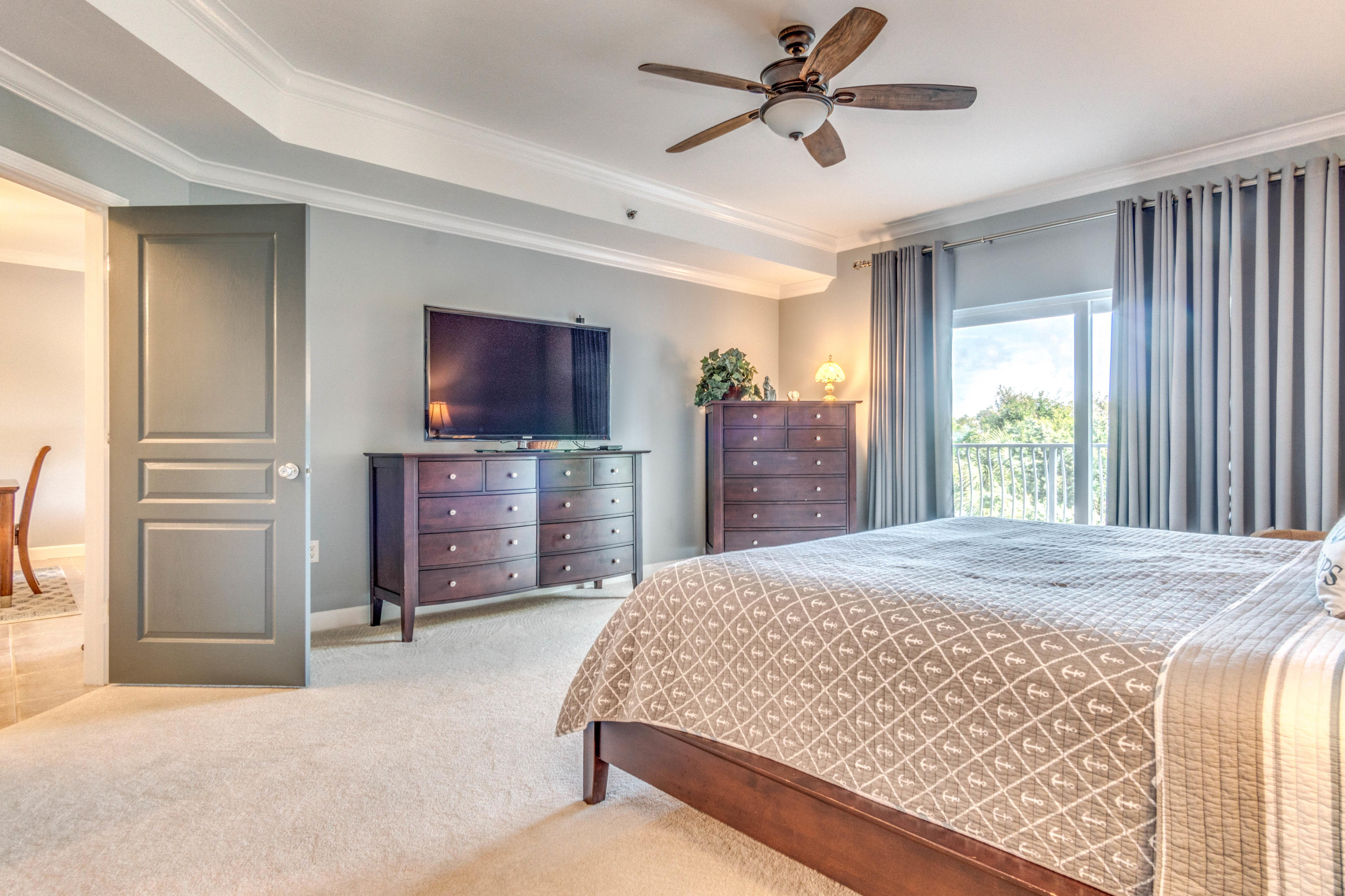 INDIANOLA ON THE WATER - Residential