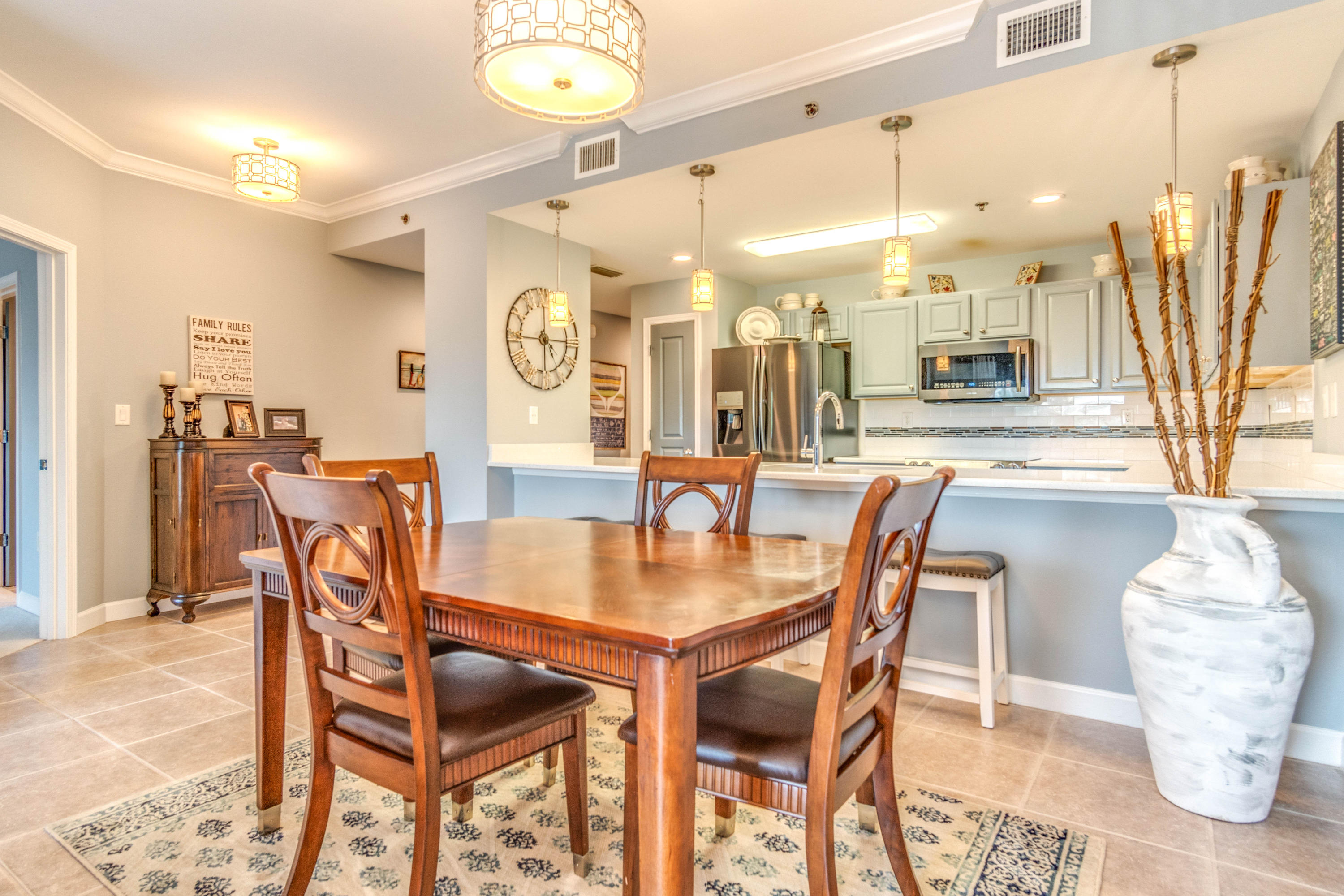 INDIANOLA ON THE WATER - Residential