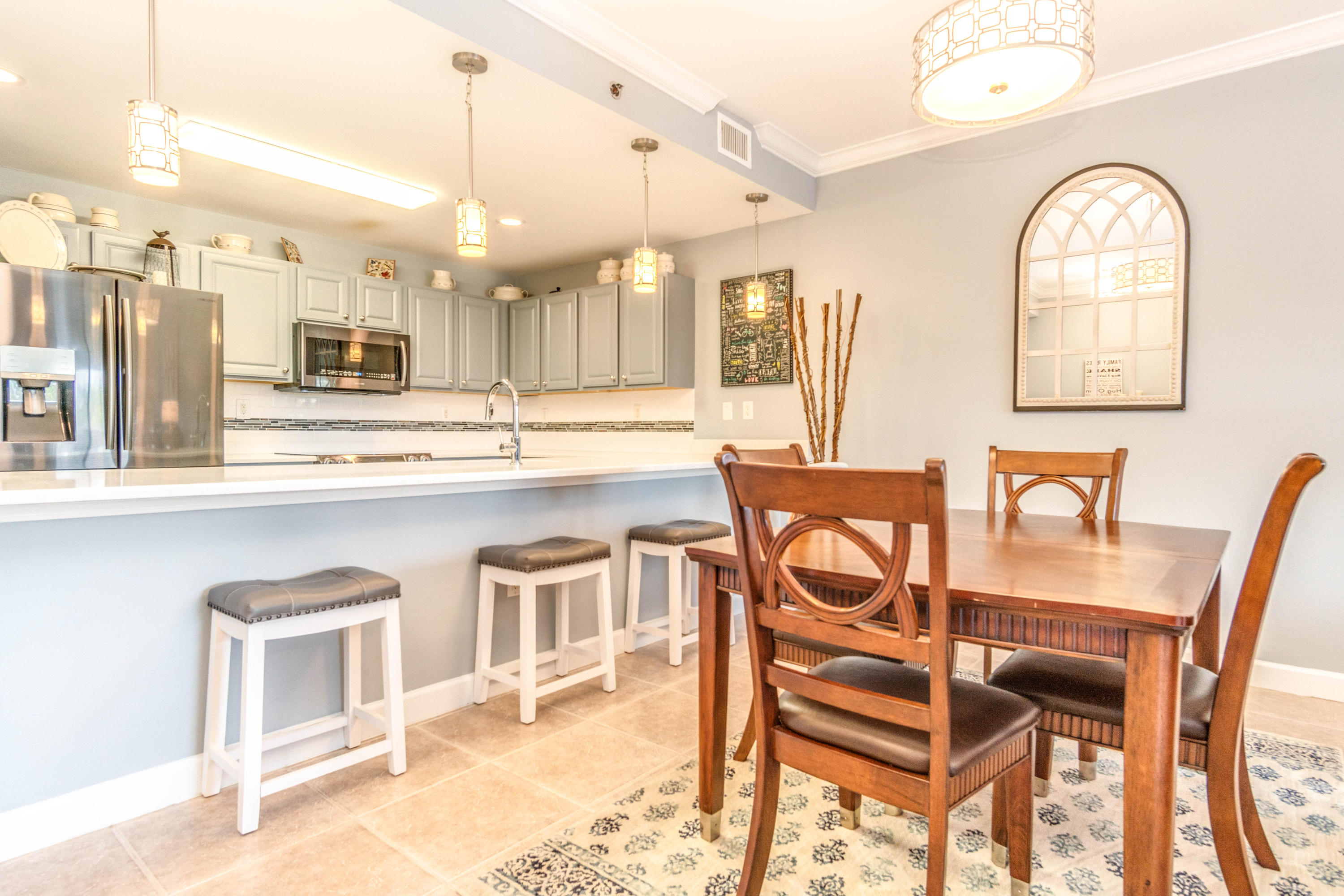 INDIANOLA ON THE WATER - Residential