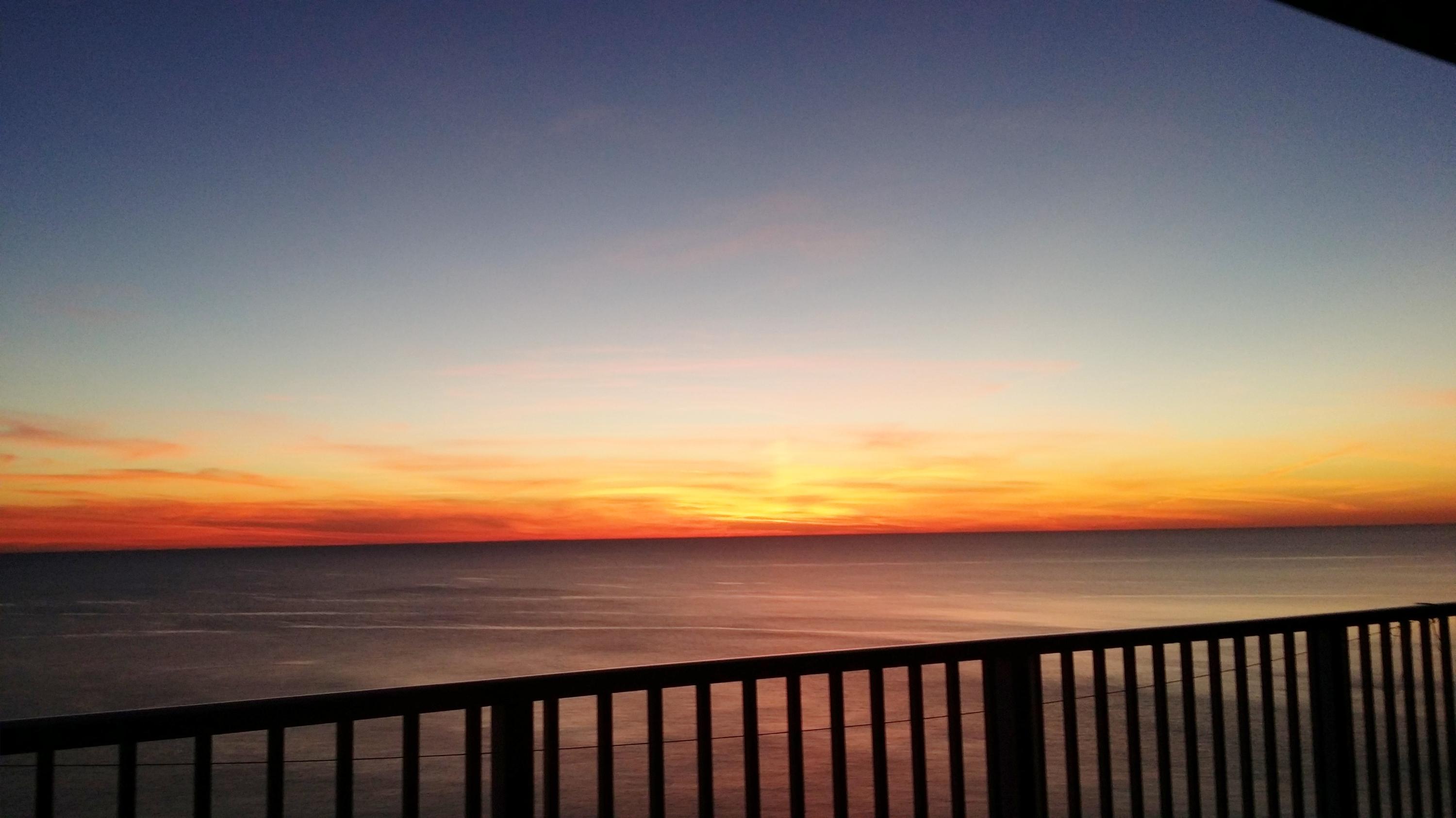 TROPIC WINDS - Residential