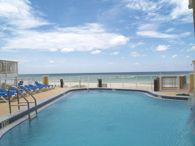 TROPIC WINDS - Residential