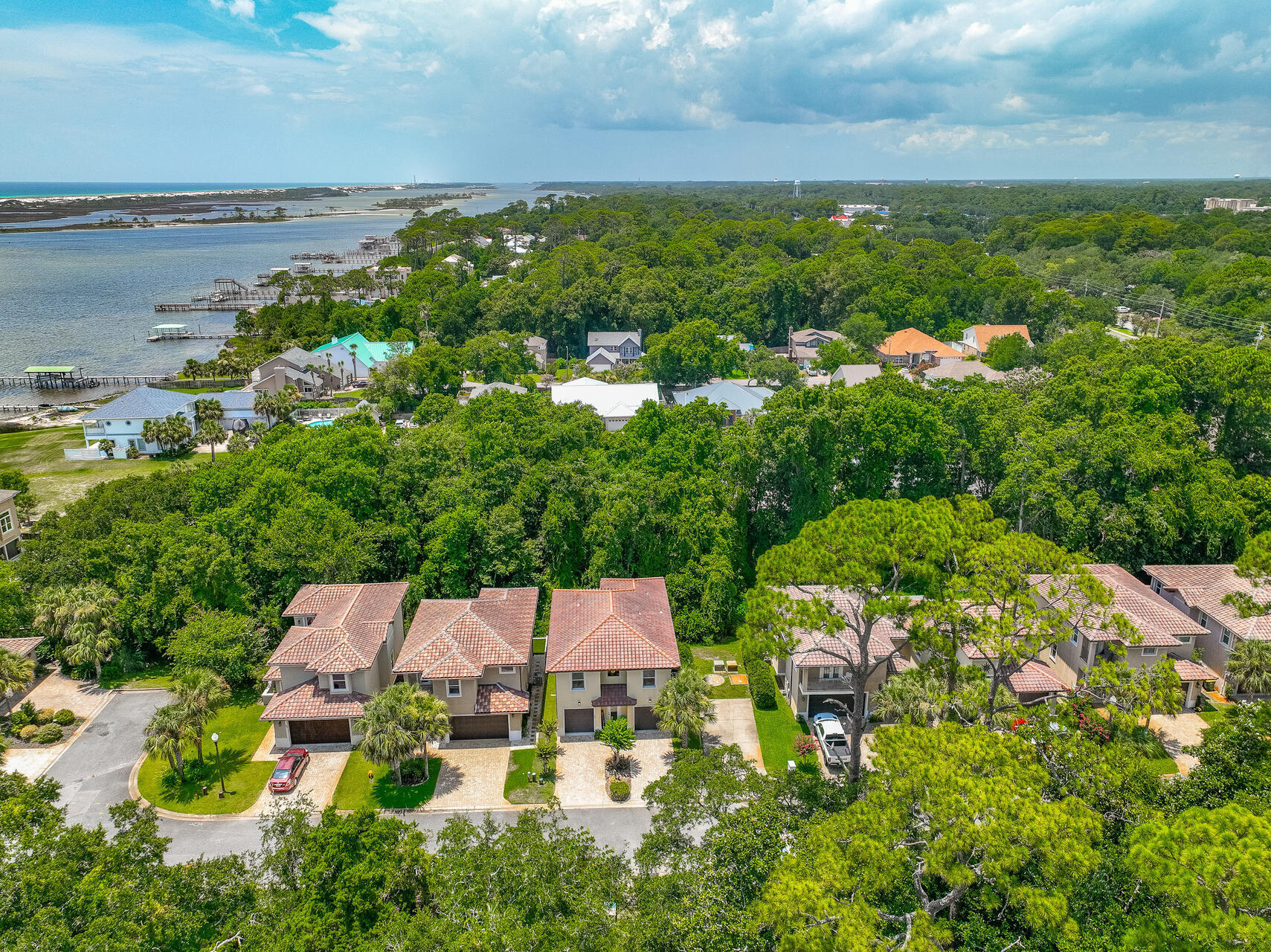 Soundview Landing - Residential Lease