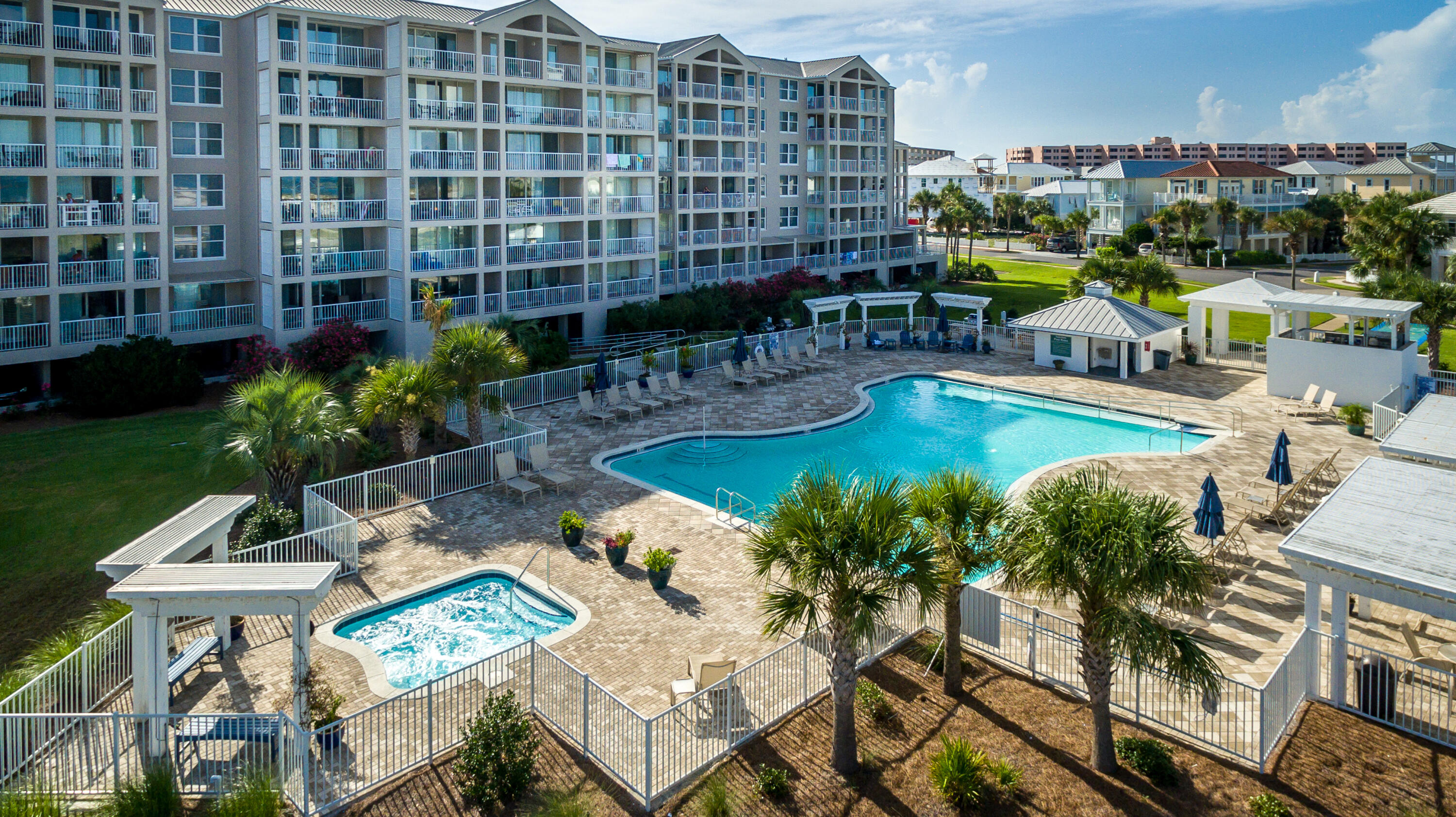 MAGNOLIA HOUSE - Residential