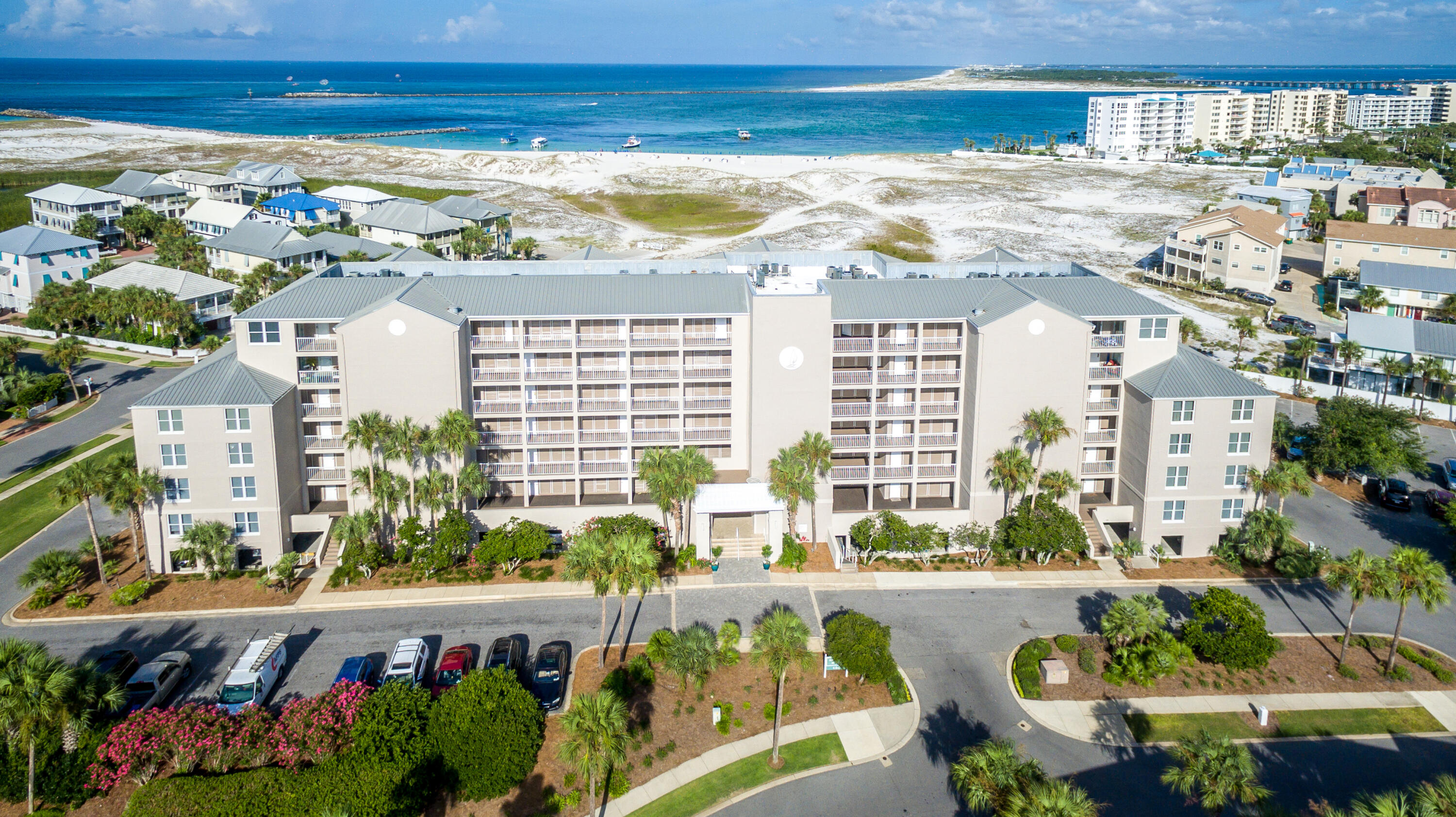 MAGNOLIA HOUSE - Residential