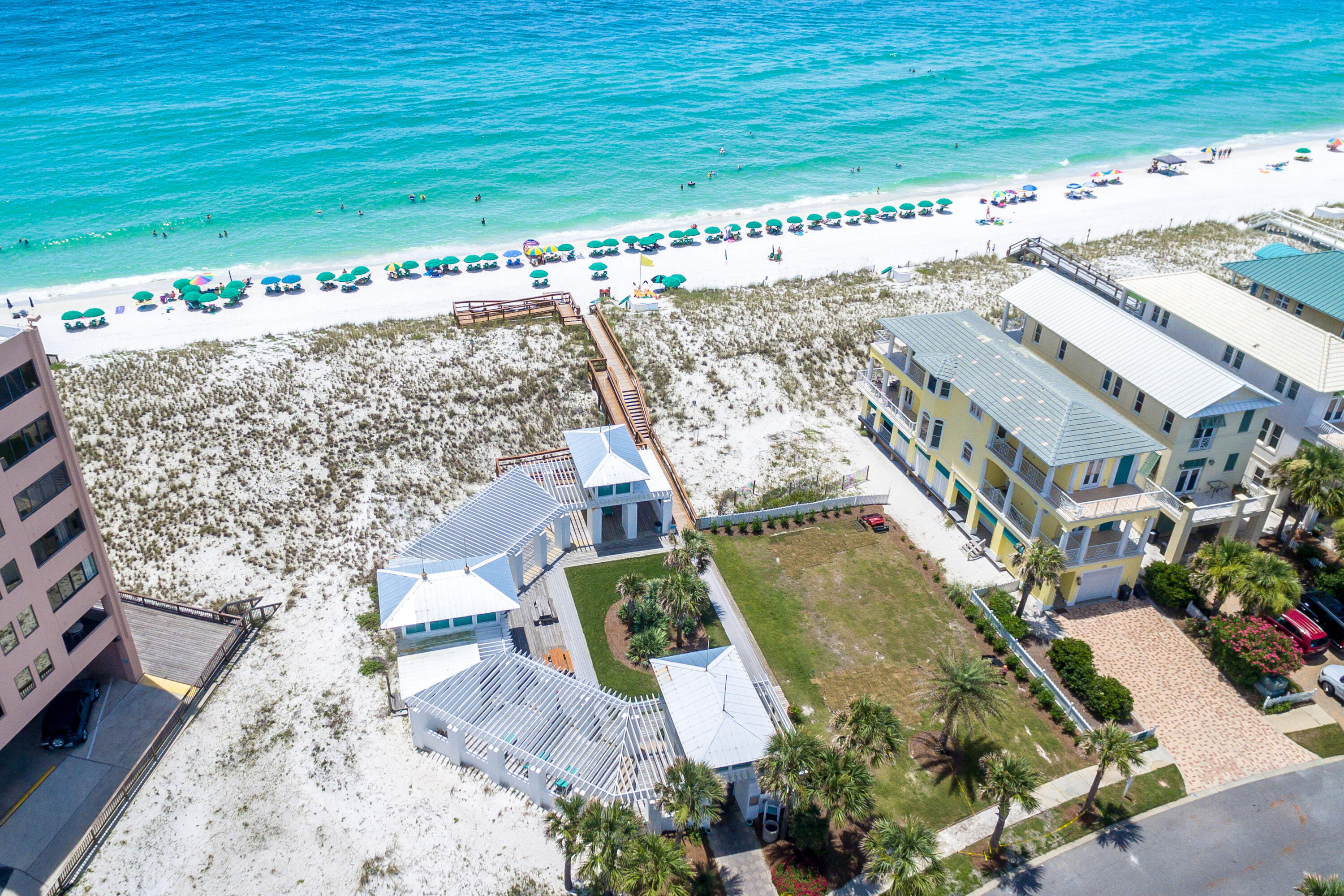 MAGNOLIA HOUSE - Residential