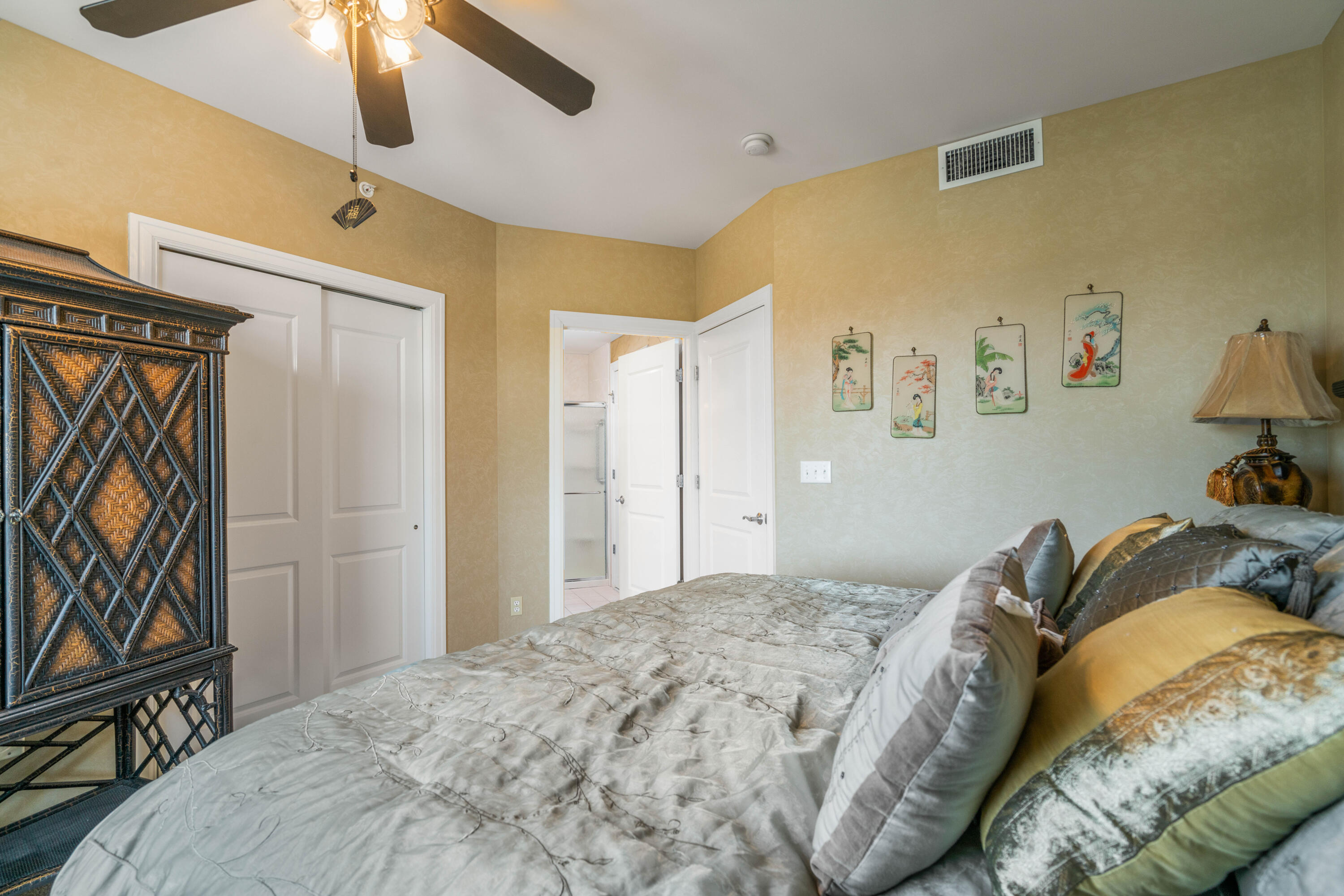 En Soleil - Residential