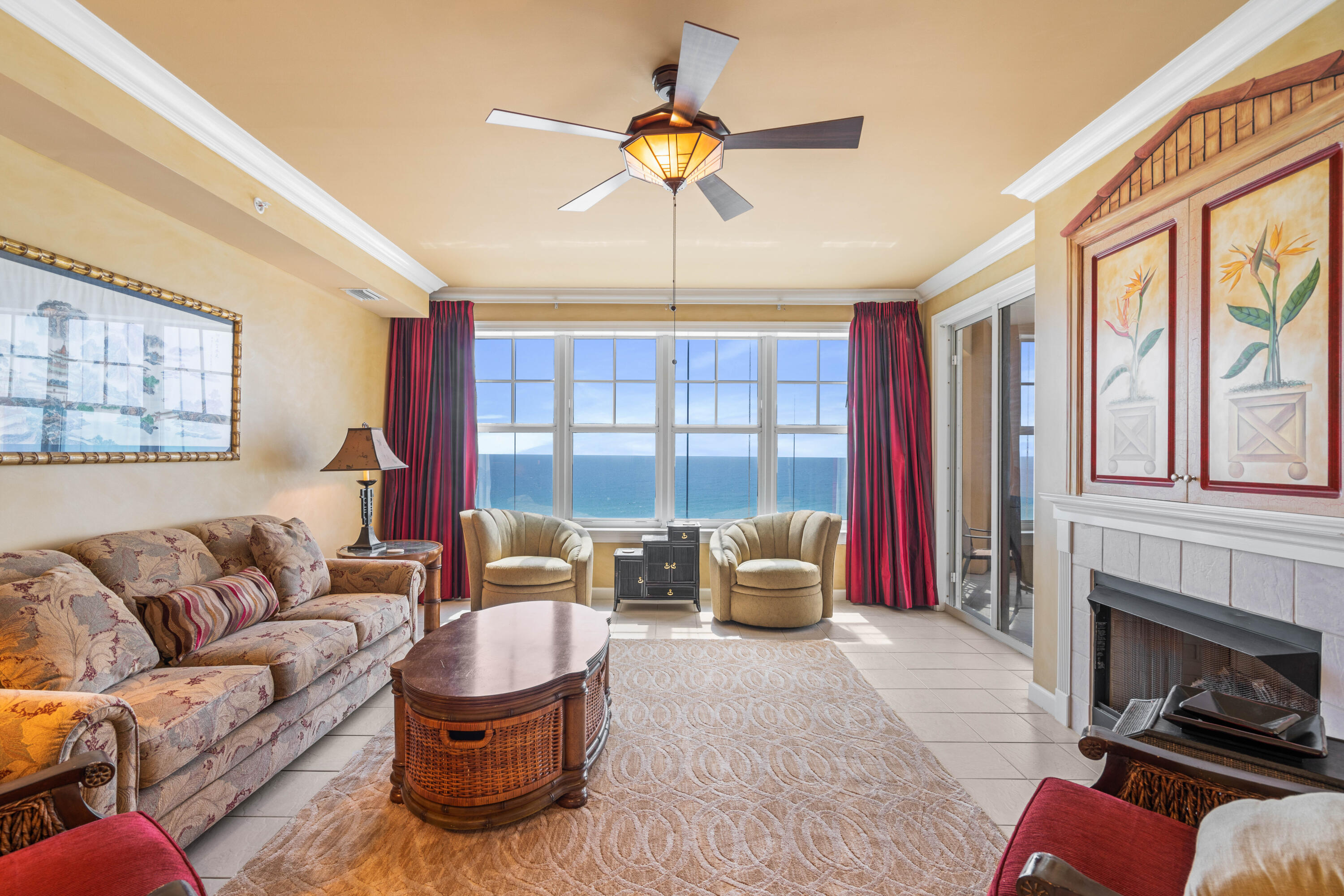 En Soleil - Residential