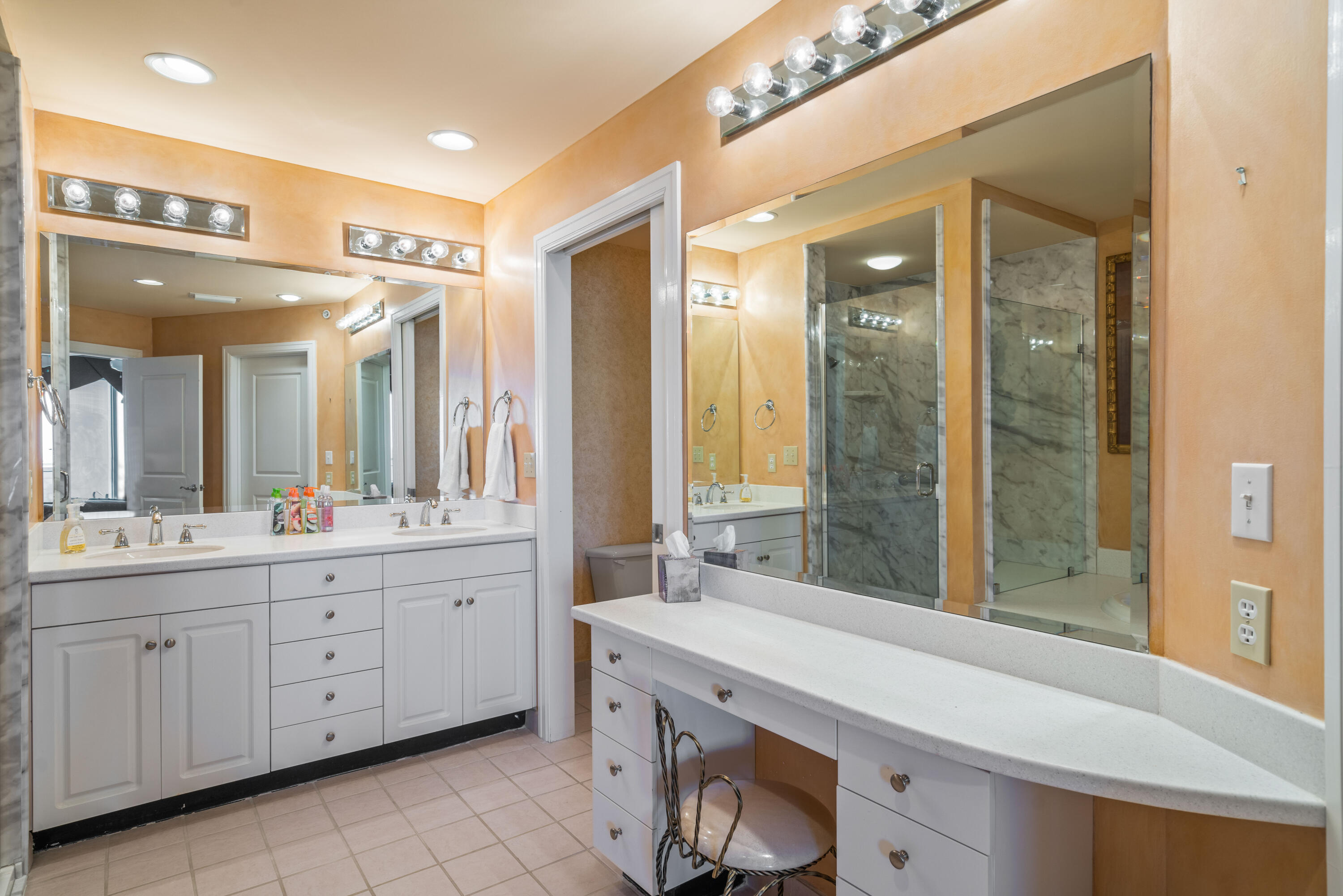 En Soleil - Residential