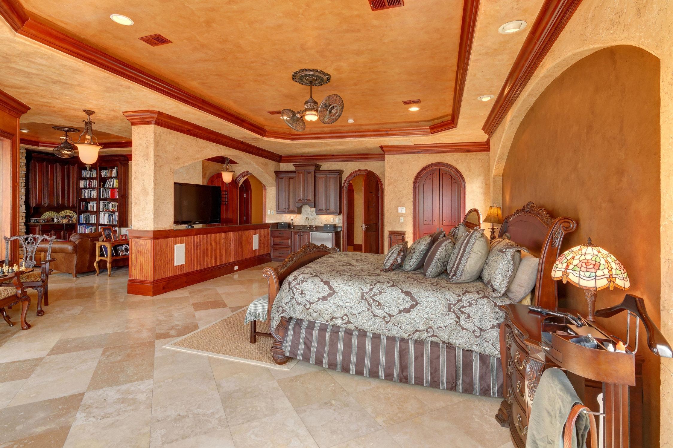 DRIFTWOOD ESTATES - Residential