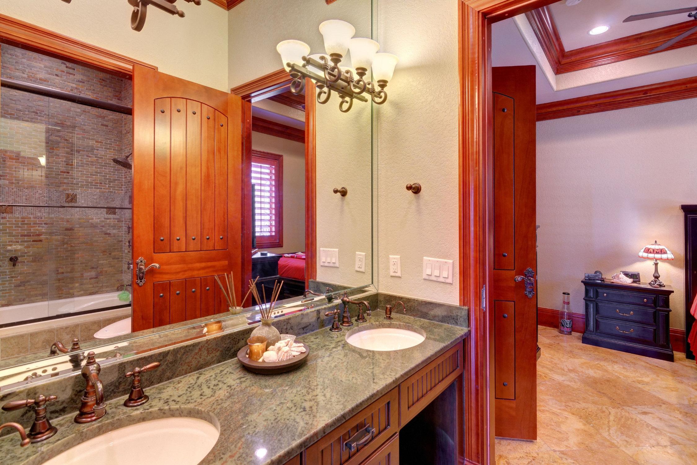 DRIFTWOOD ESTATES - Residential