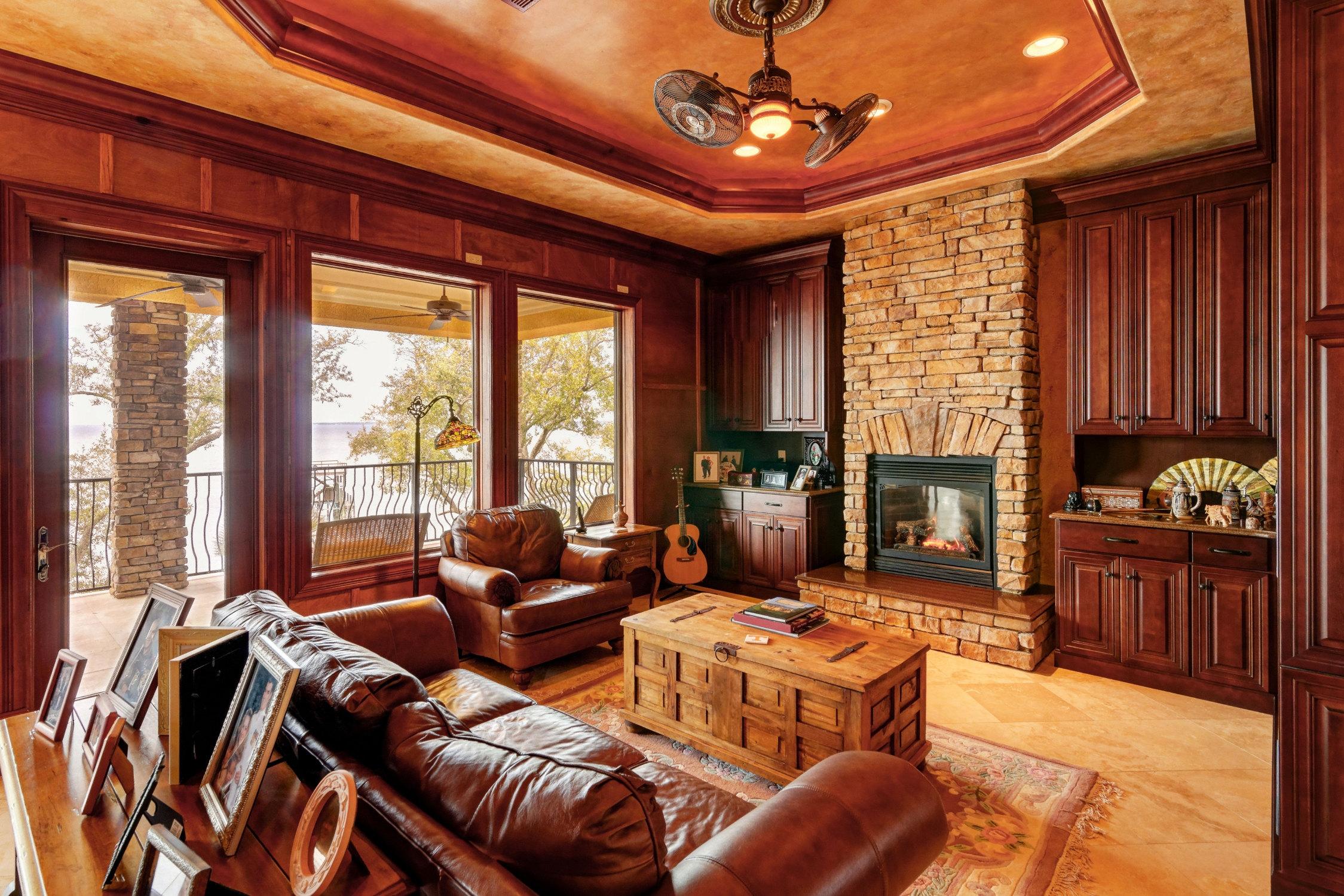 DRIFTWOOD ESTATES - Residential