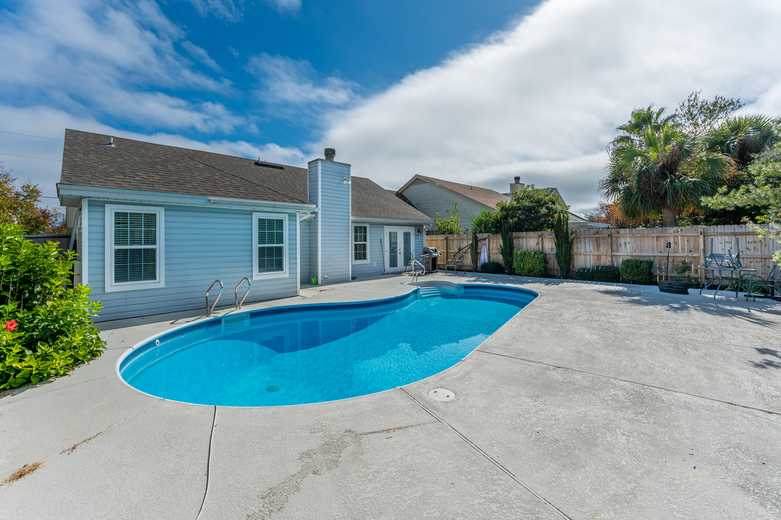 Pool home right next to Hurlburt Field! Looking for an immaculate rental with an incredible entertaining deck around your private pool? This is the home! As you enter the property, all the main areas have wood look tile flooring and vaulted ceilings. The kitchen has been renovated with modern cabinetry, stainless steel appliances, and granite counters. The bathrooms feature granite and are updated as well. Bedrooms are spacious and split floor plan for privacy. Step outside and take in the sparkling pool and huge pool deck for grilling and enjoying the pool life.