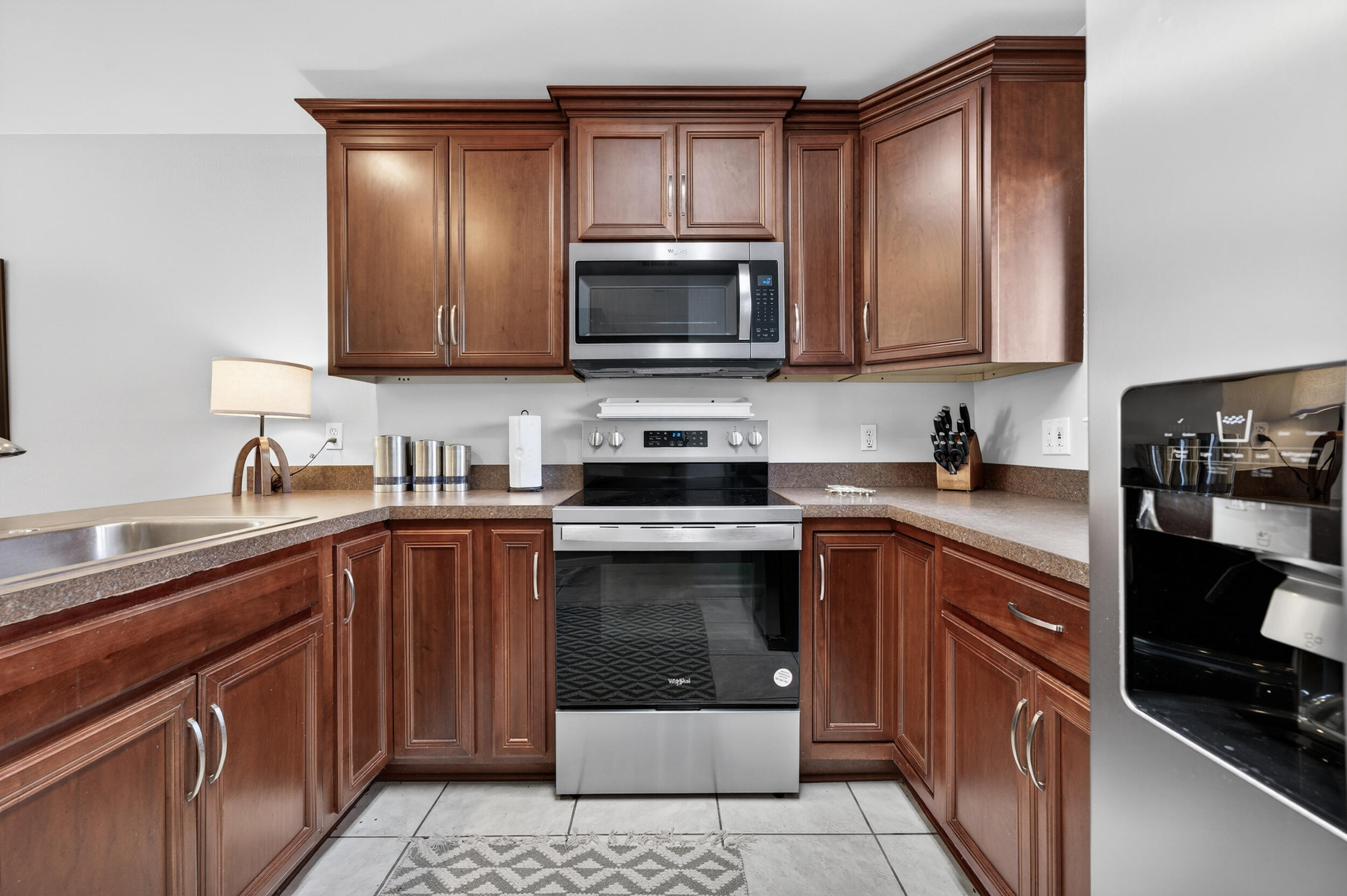 PORTSIDE CONDO - Residential