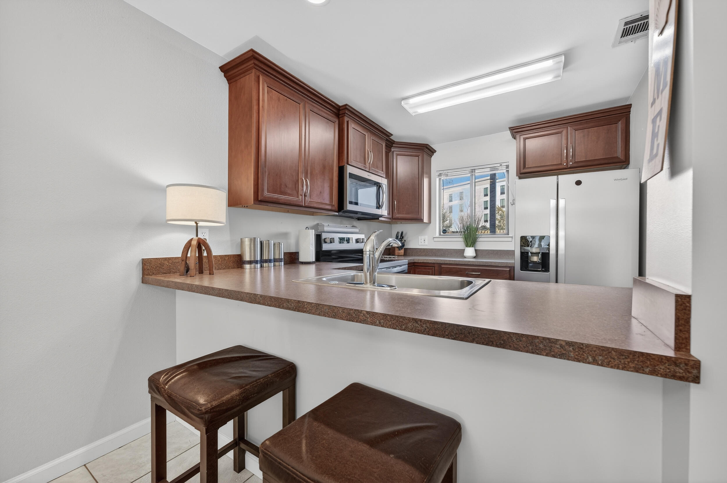 PORTSIDE CONDO - Residential