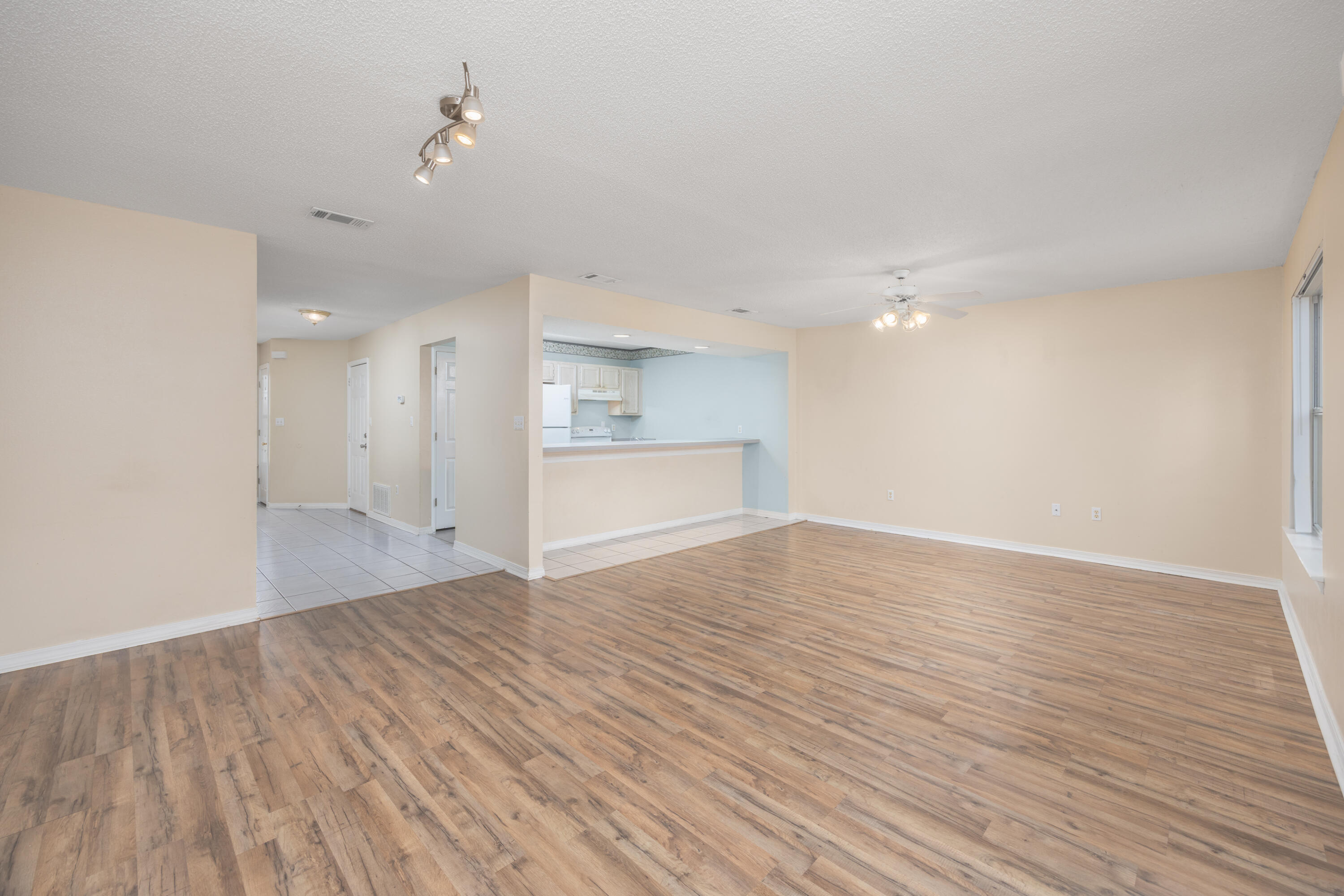 FOREST OAKS PH 3 - Residential