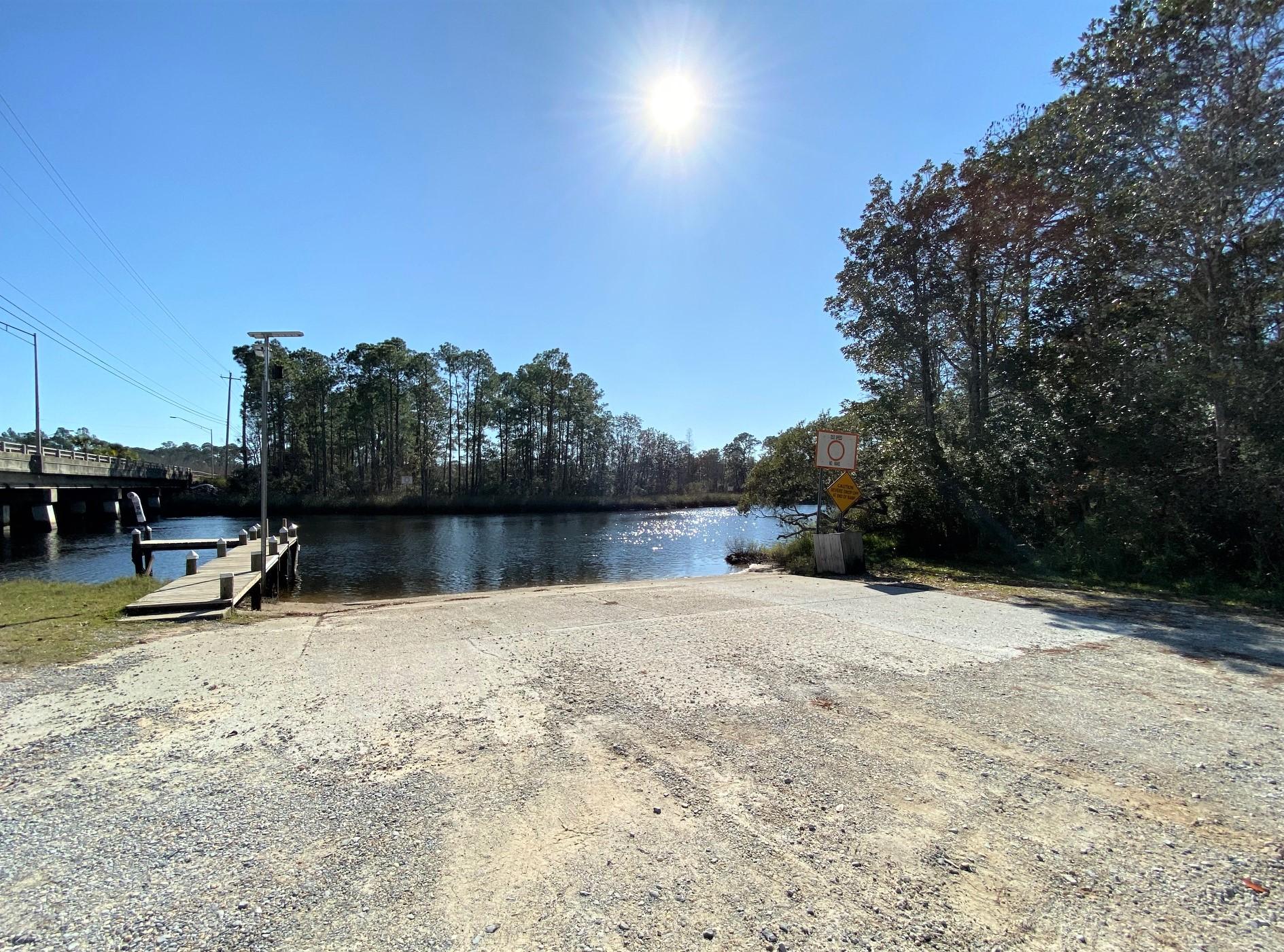 COUNTRY BREEZE ESTATES - Residential