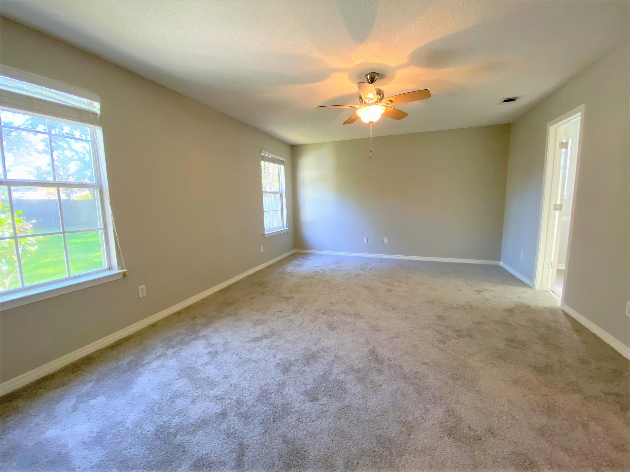 COUNTRY BREEZE ESTATES - Residential