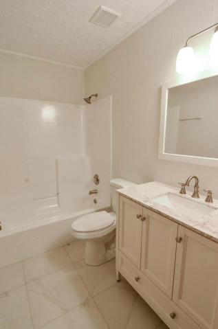 Laguna Beach 2nd Add - Residential