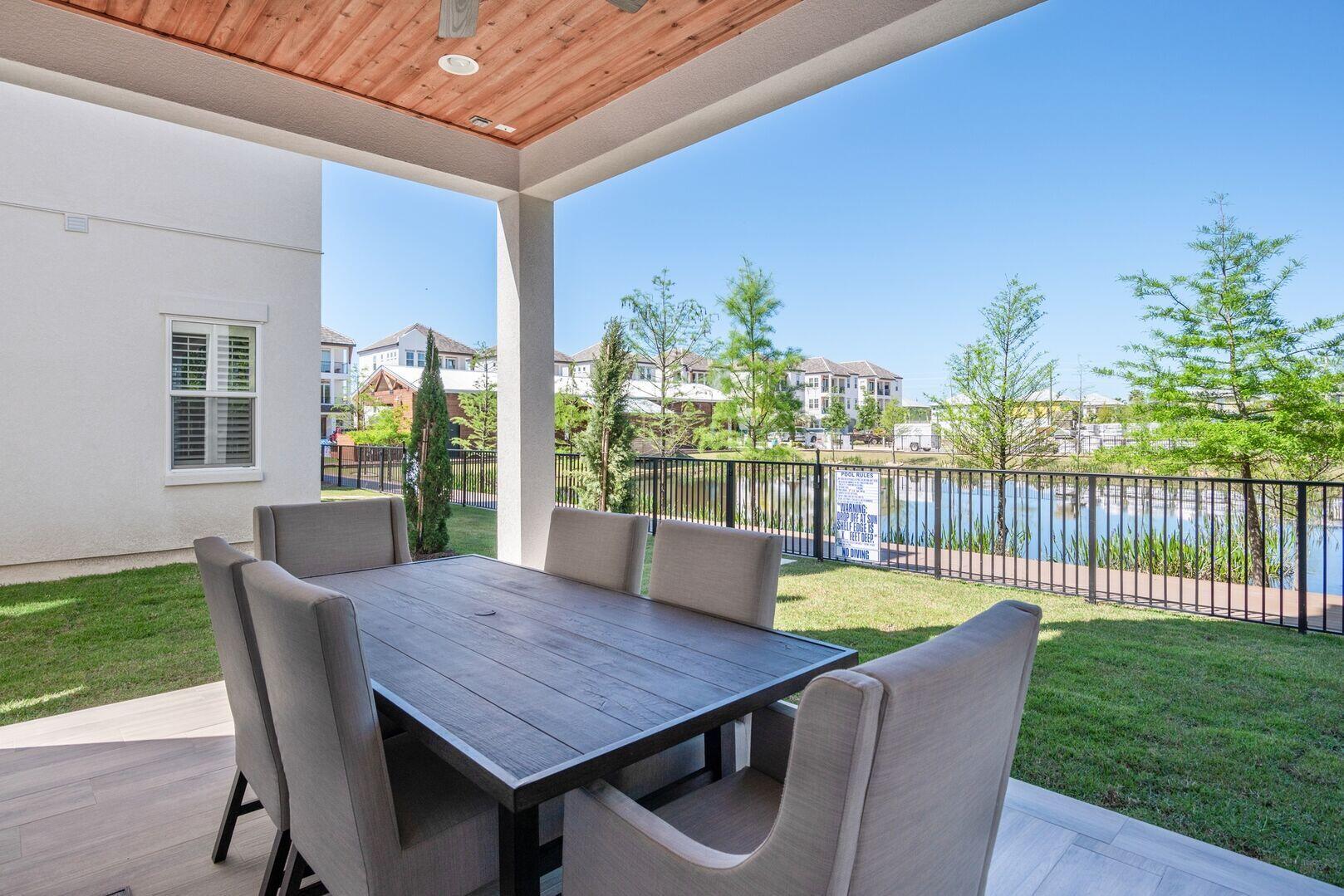 The Retreat at Miramar - Residential