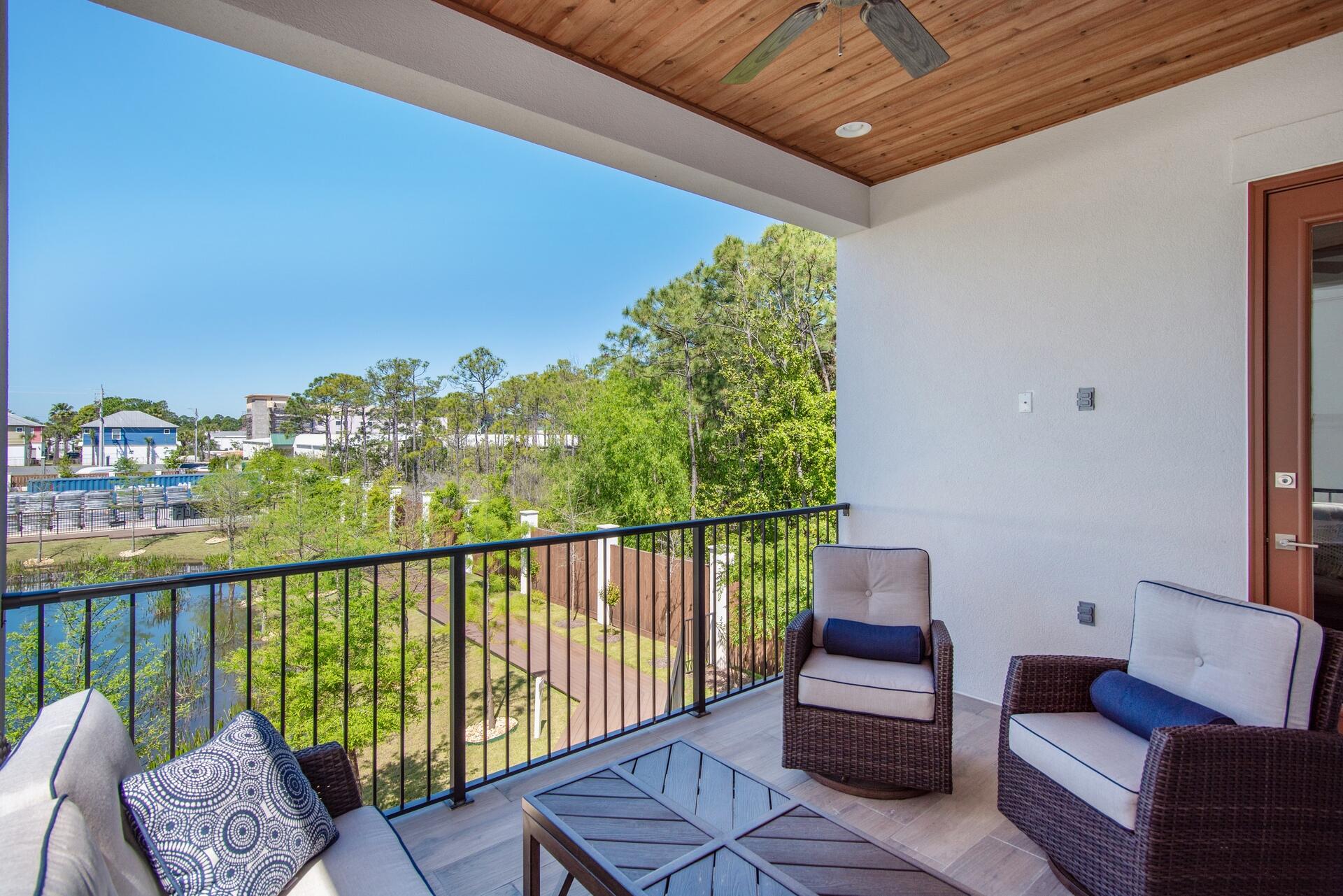 The Retreat at Miramar - Residential