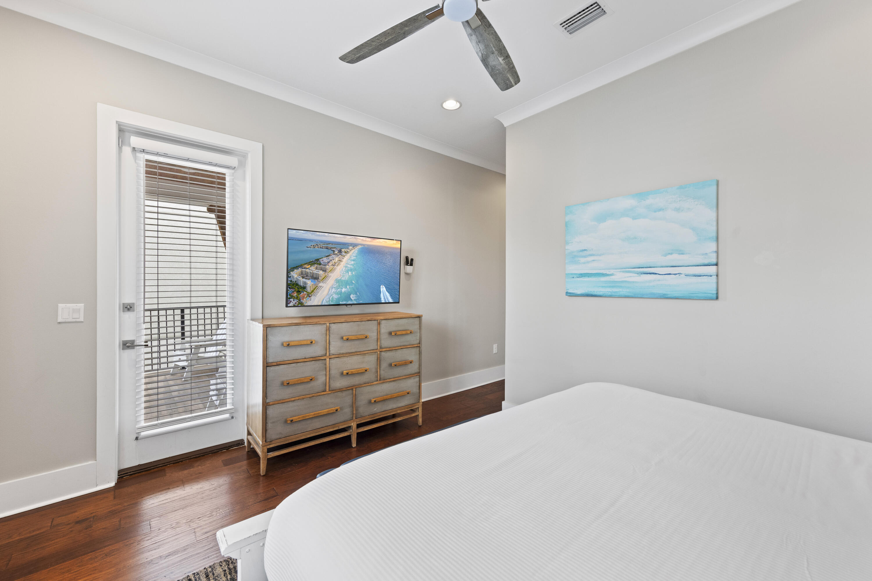 The Retreat at Miramar - Residential