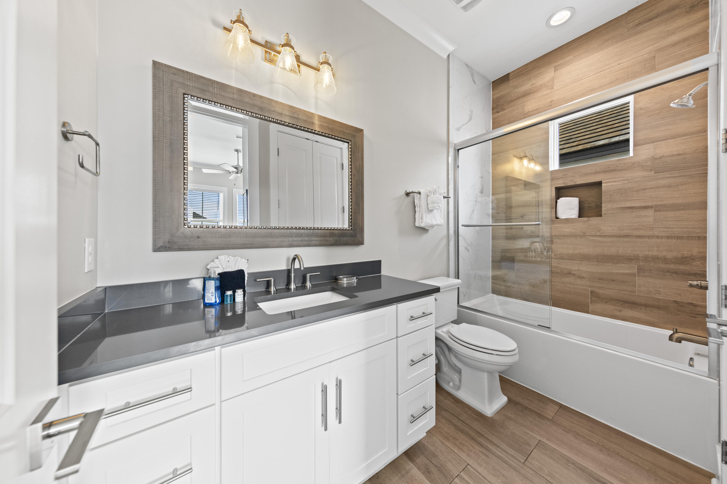 The Retreat at Miramar - Residential