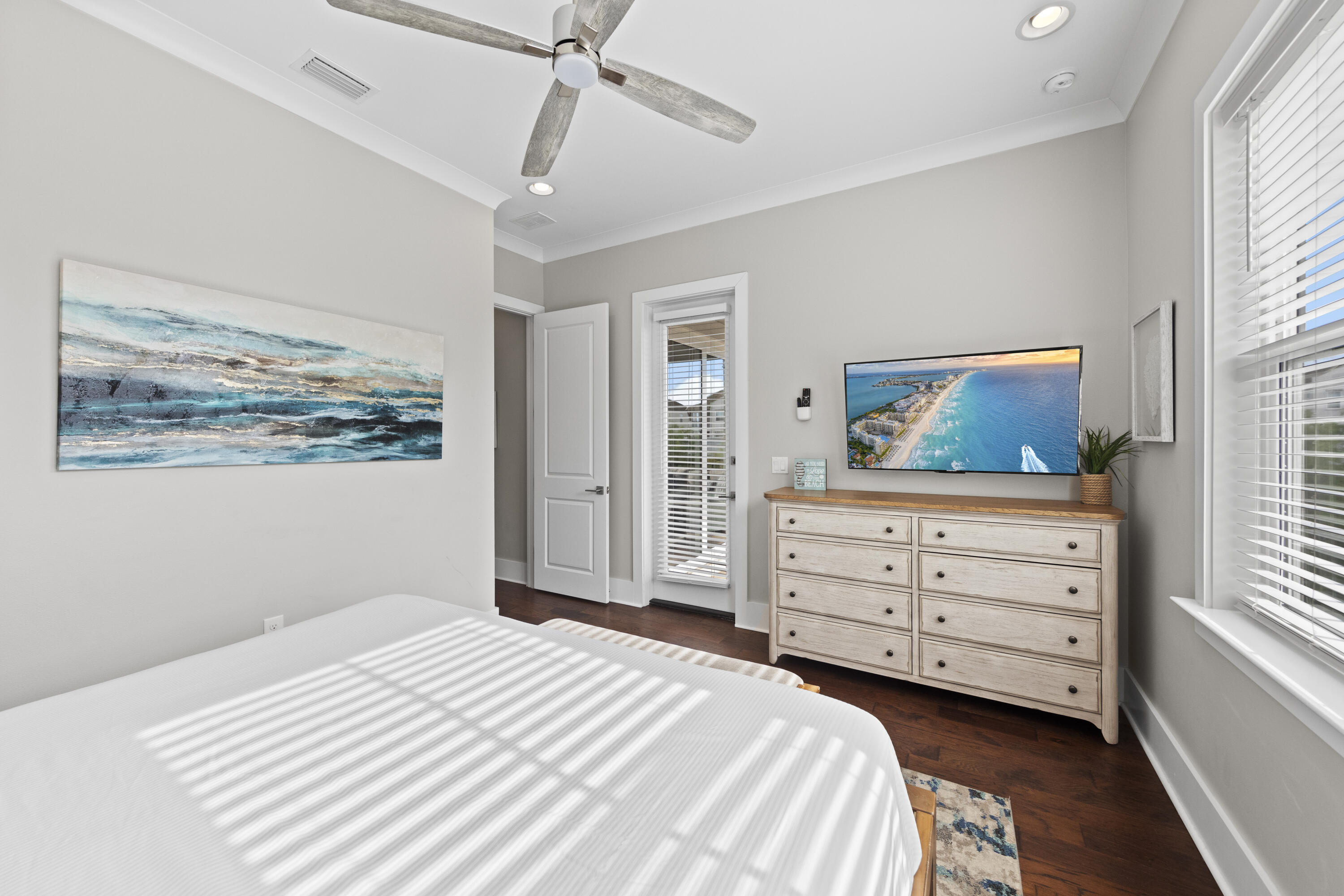 The Retreat at Miramar - Residential