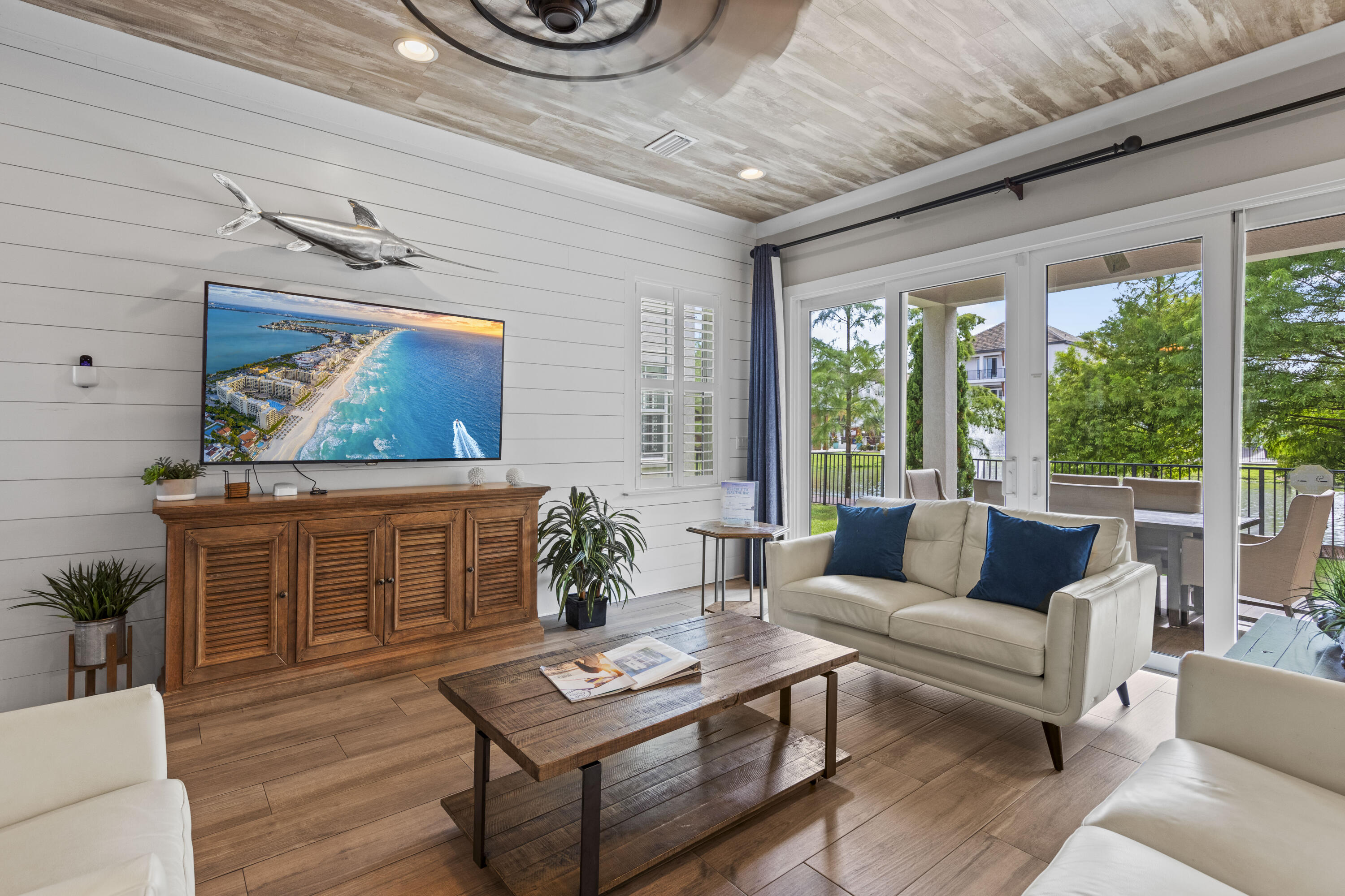 The Retreat at Miramar - Residential