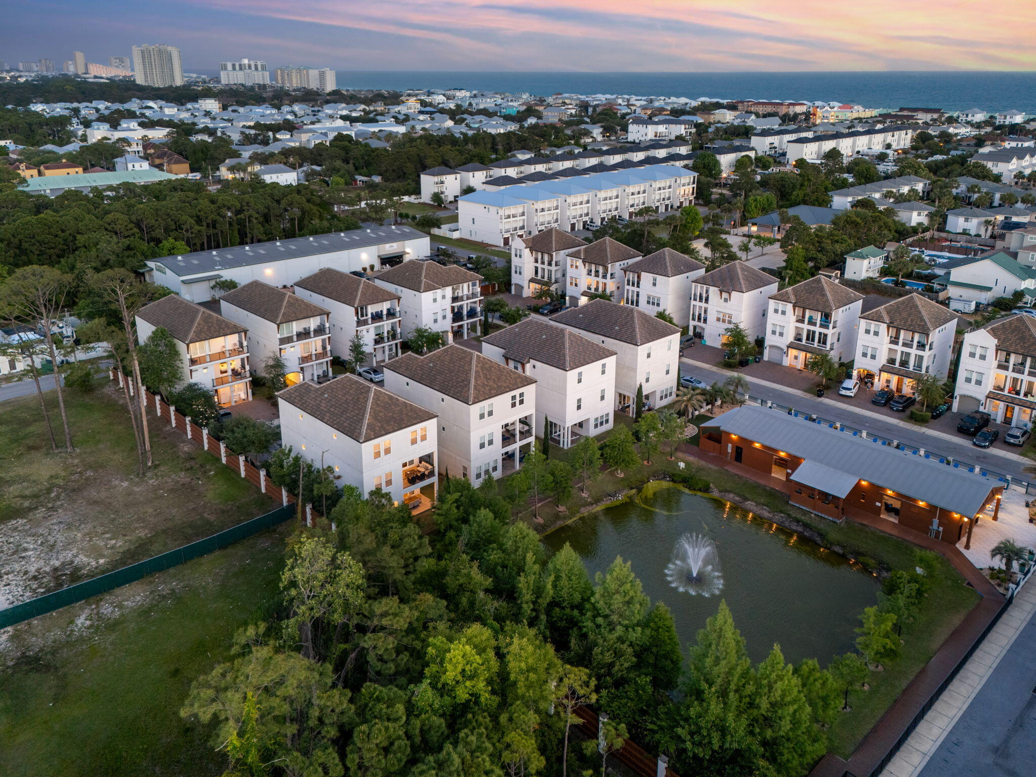 The Retreat at Miramar - Residential