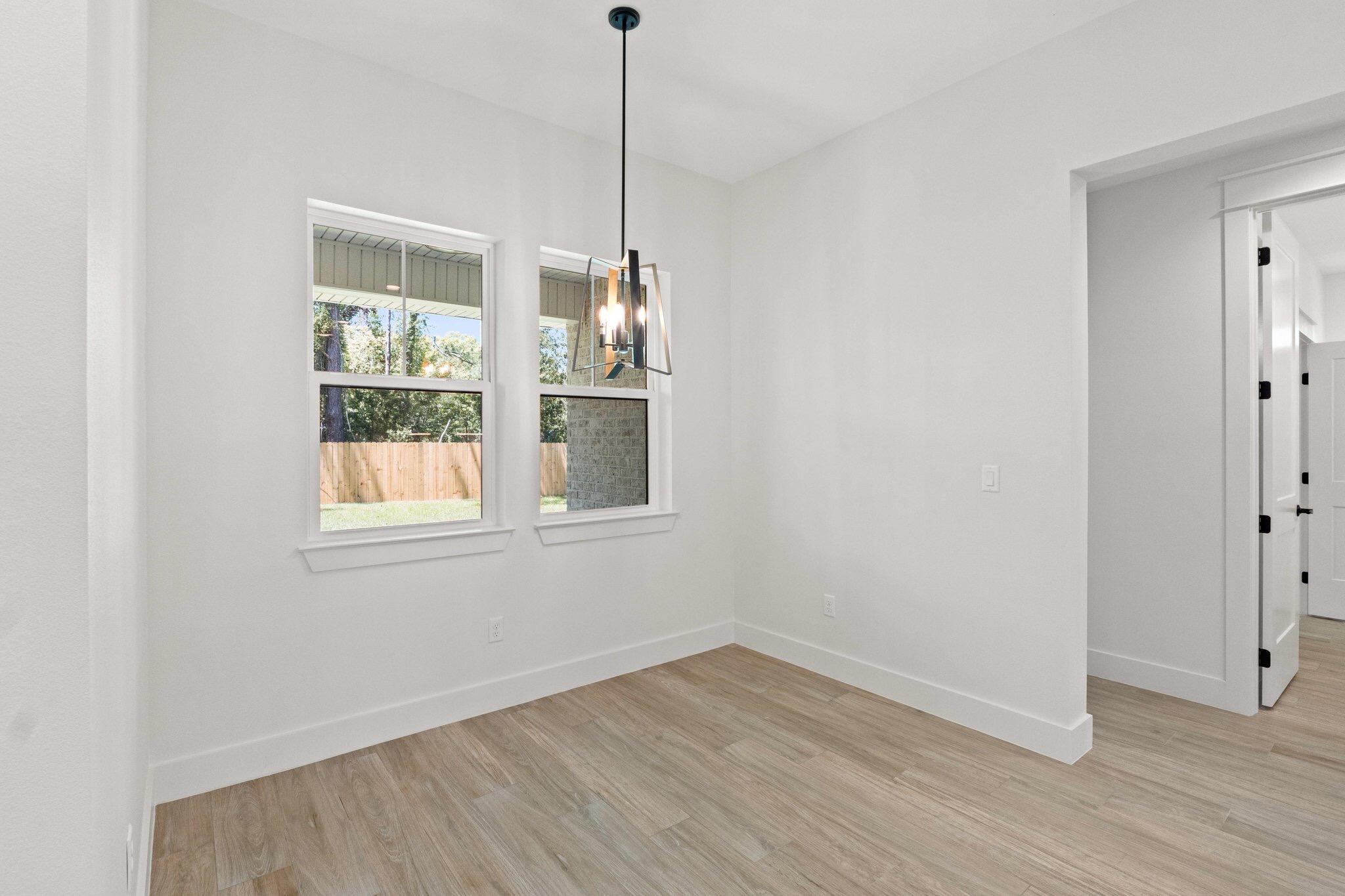 ELLIOTTS POINT 7TH ADDN - Residential