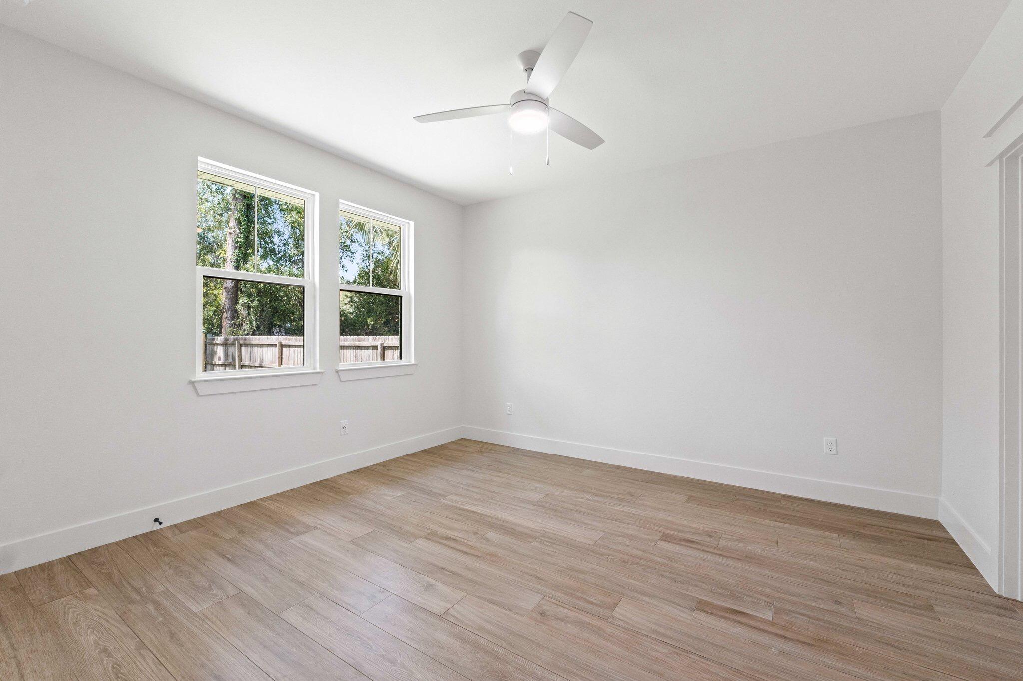 ELLIOTTS POINT 7TH ADDN - Residential