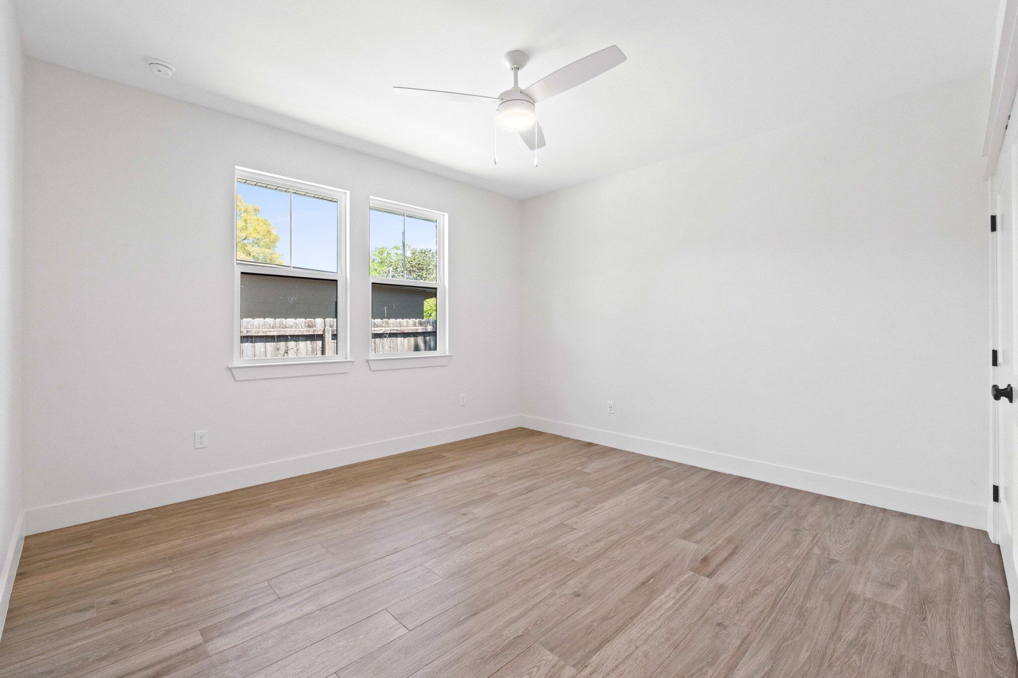 ELLIOTTS POINT 7TH ADDN - Residential